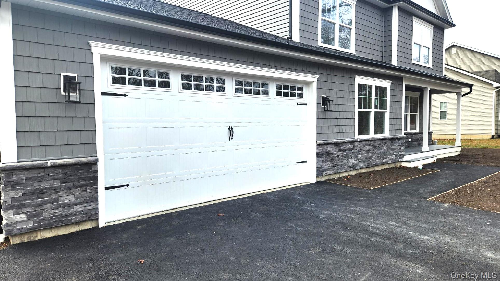 45 Kingsland Avenue, Shirley, NY 11967