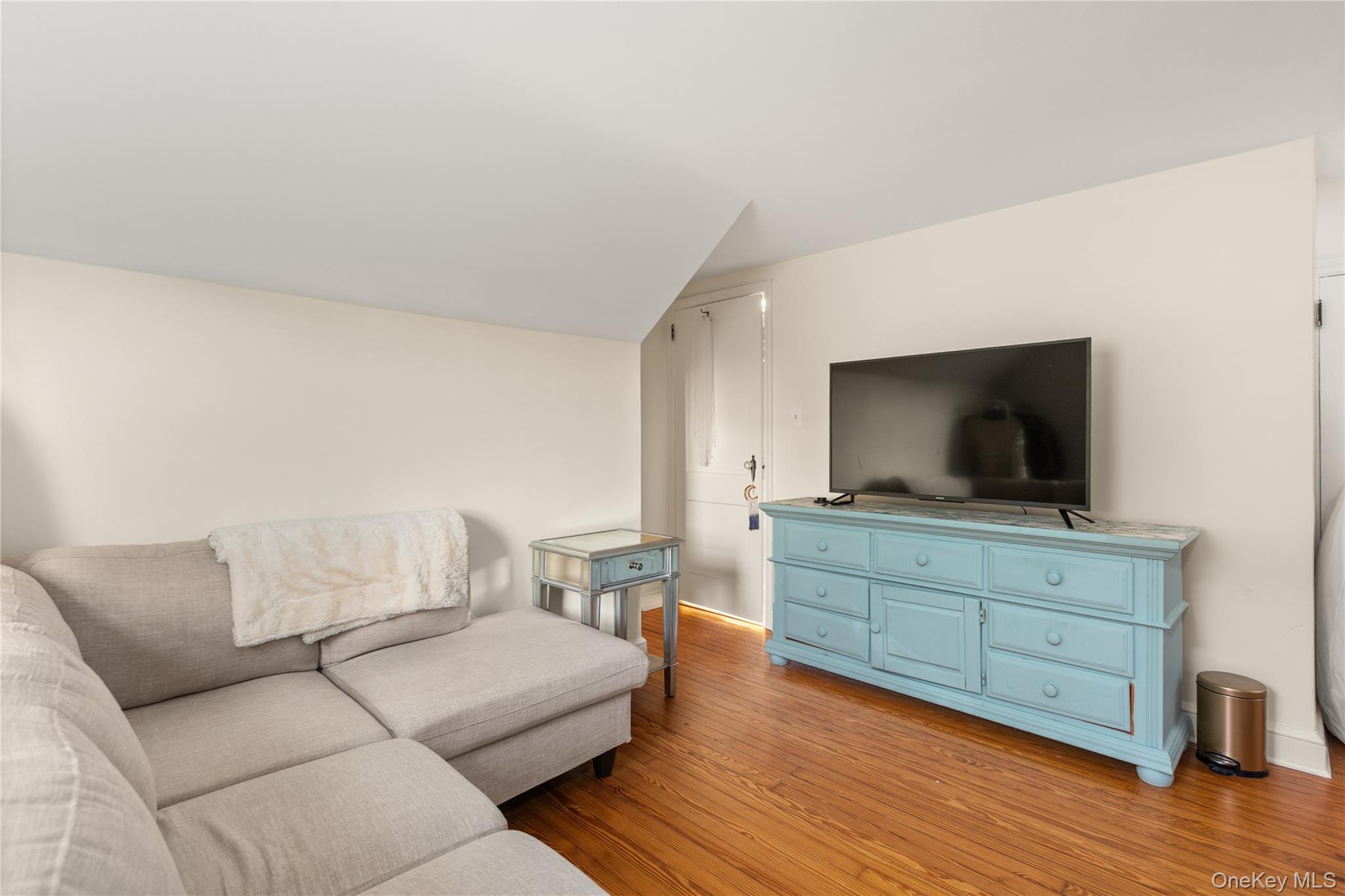 55 Robbins Avenue, Amityville, NY 11701