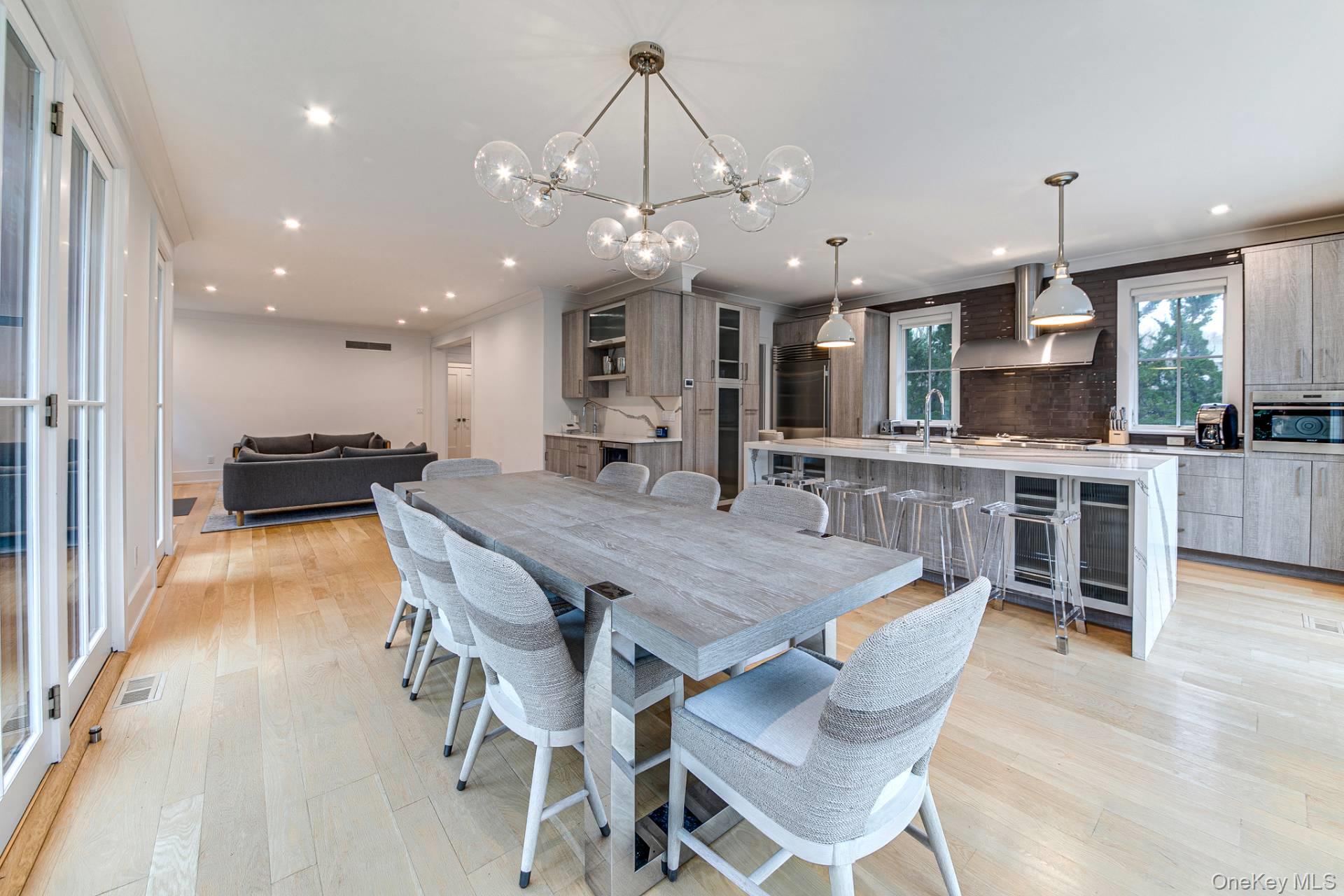 54 Miller Lane E, East Hampton, NY 11937