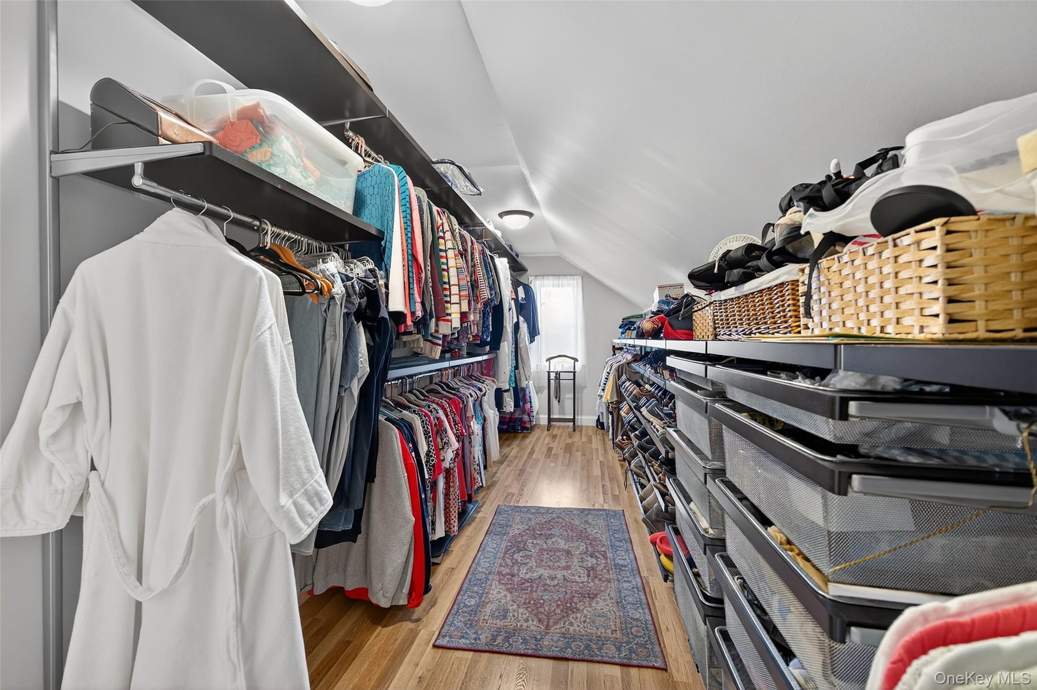 106 Fox Hill Run, Rock Tavern, NY 12575