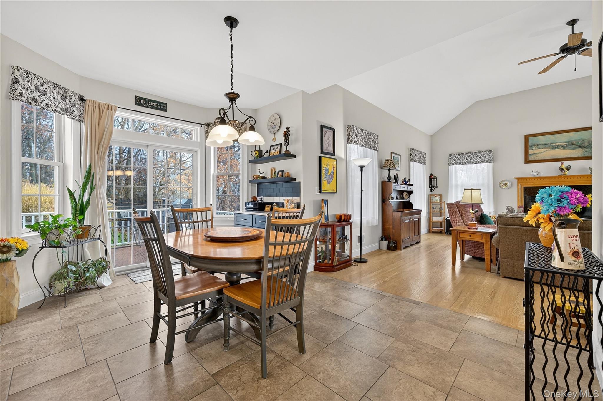 106 Fox Hill Run, Rock Tavern, NY 12575