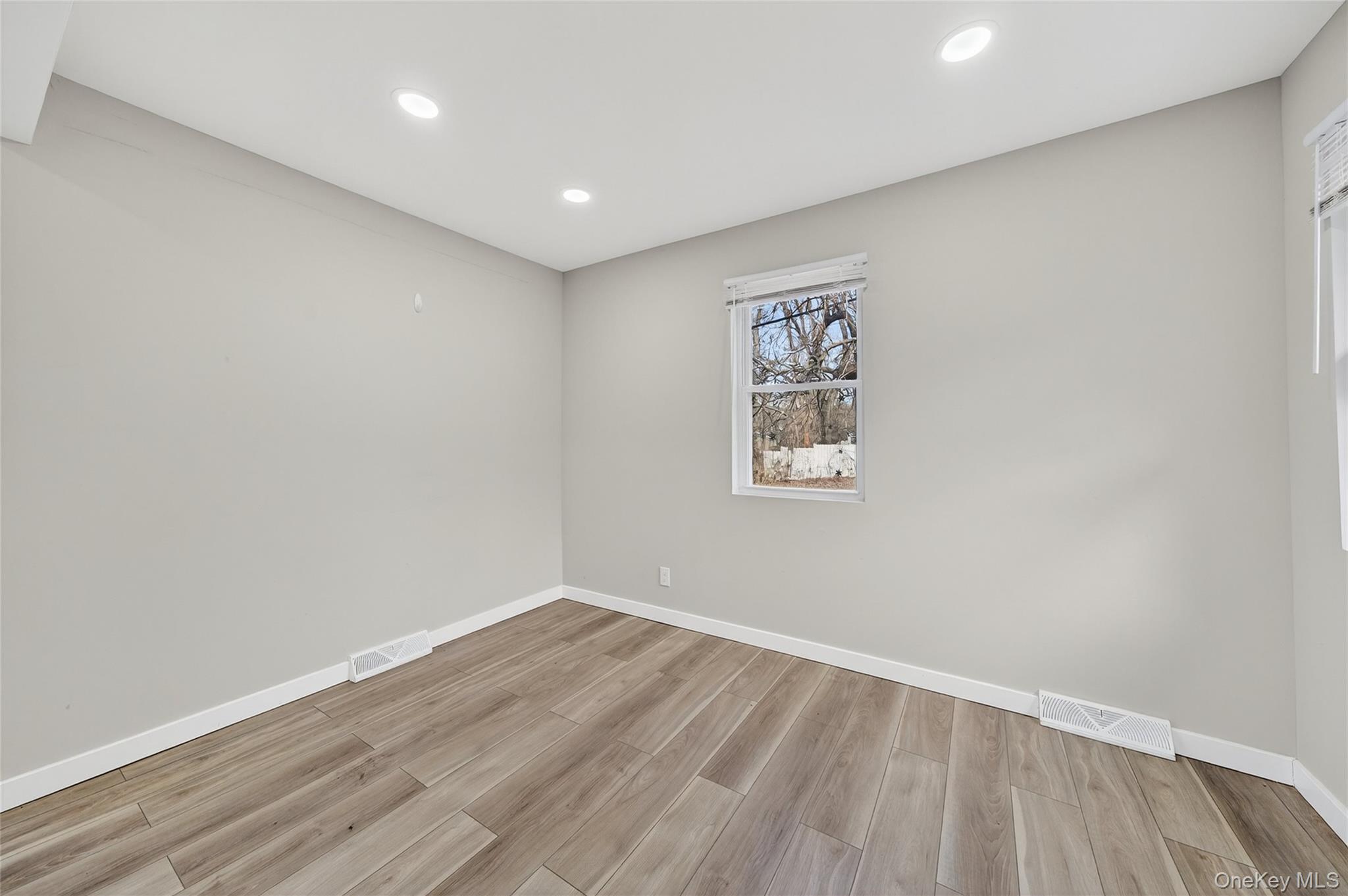 12 Revere Road, Monroe, NY 10950