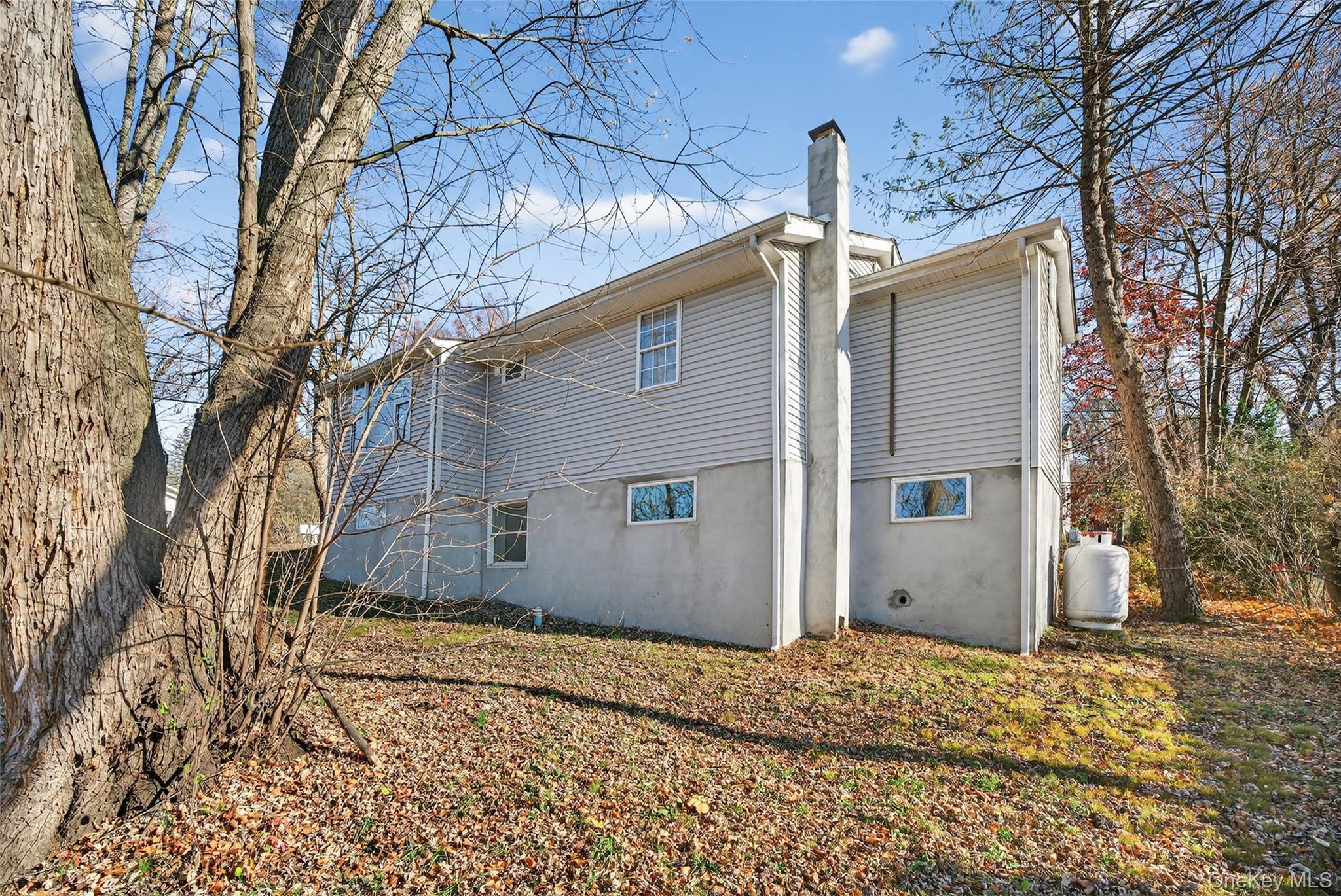 12 Revere Road, Monroe, NY 10950