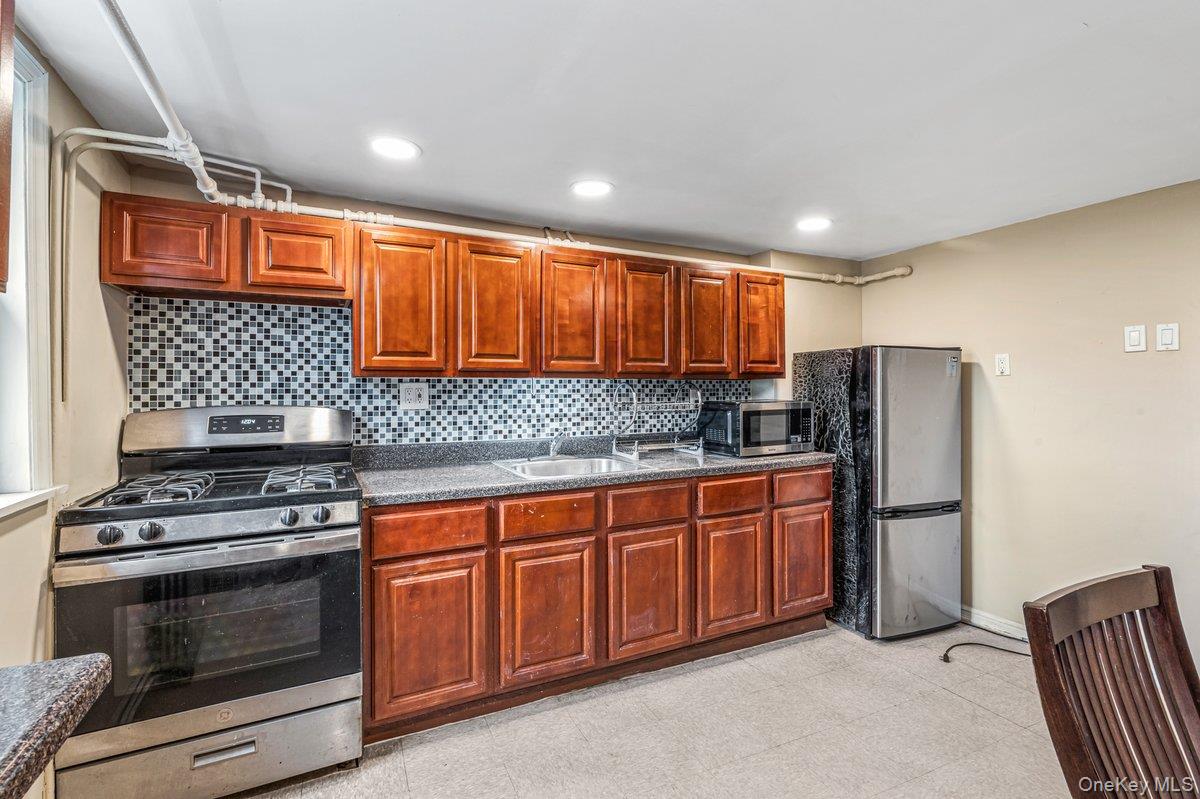 5739 57th Road, Maspeth, NY 11378