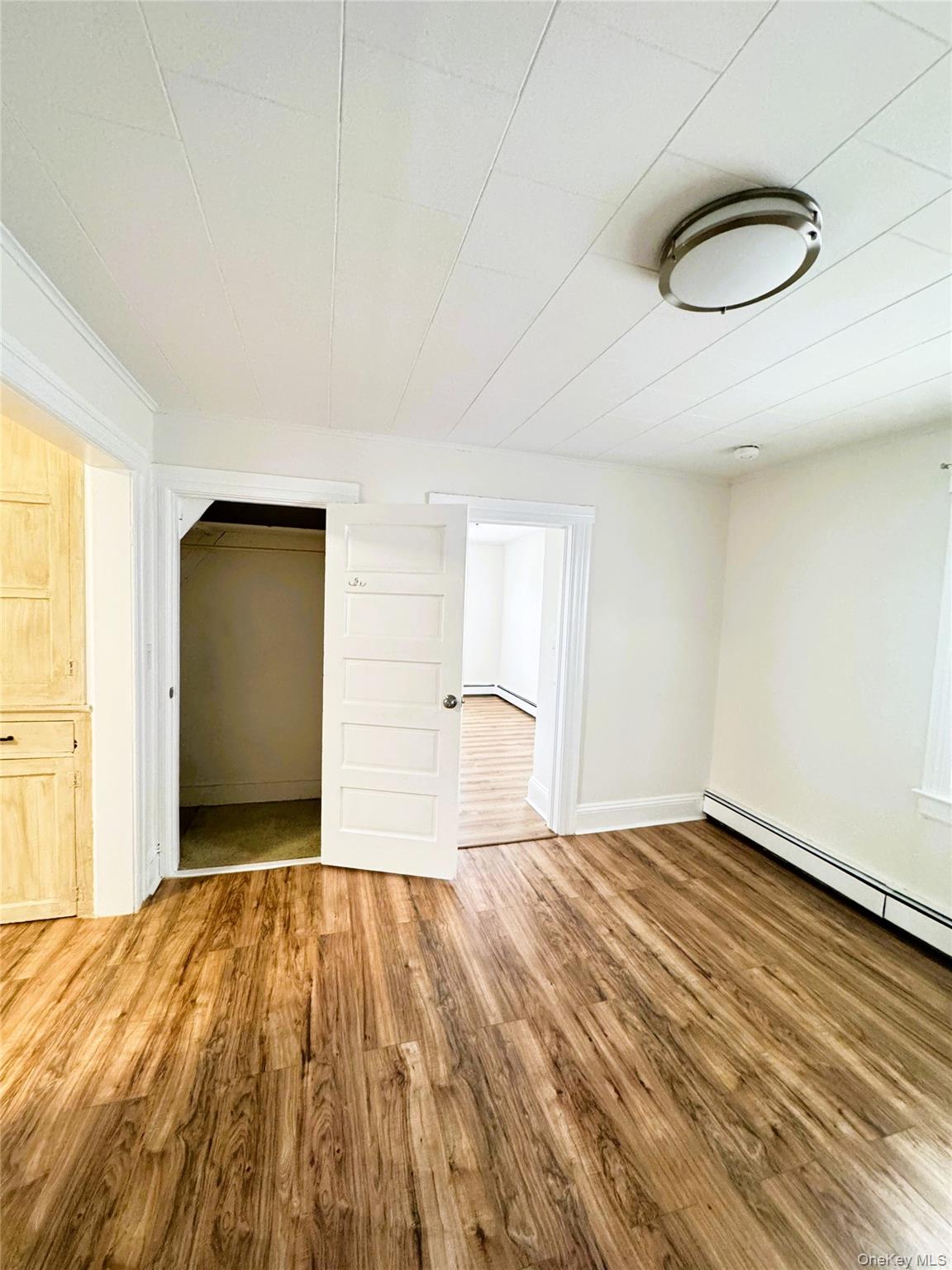 35 1st Street, New Hyde Park, NY 11040