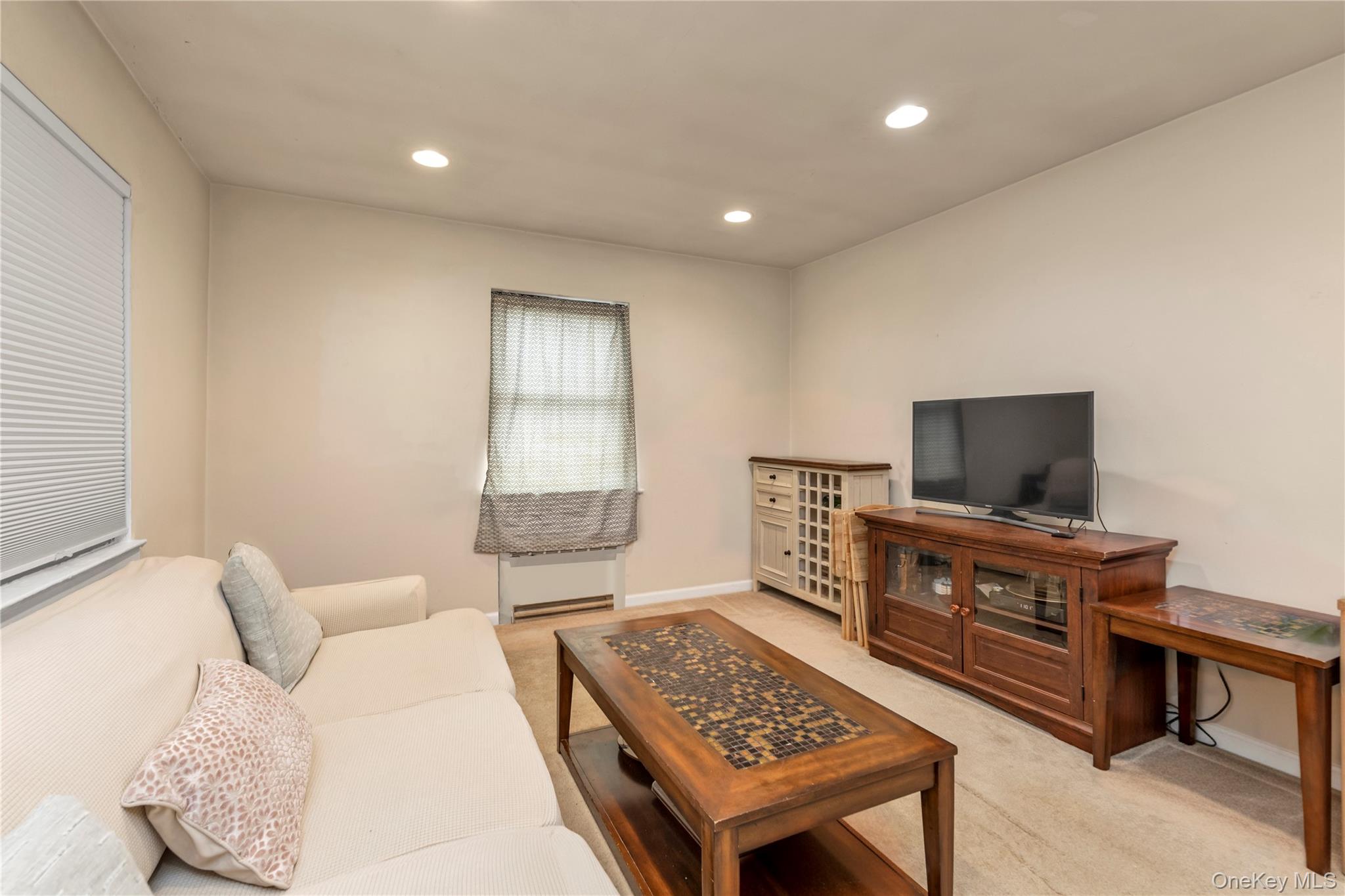 73-47 217th Street # 364A2, Bayside, NY 11364