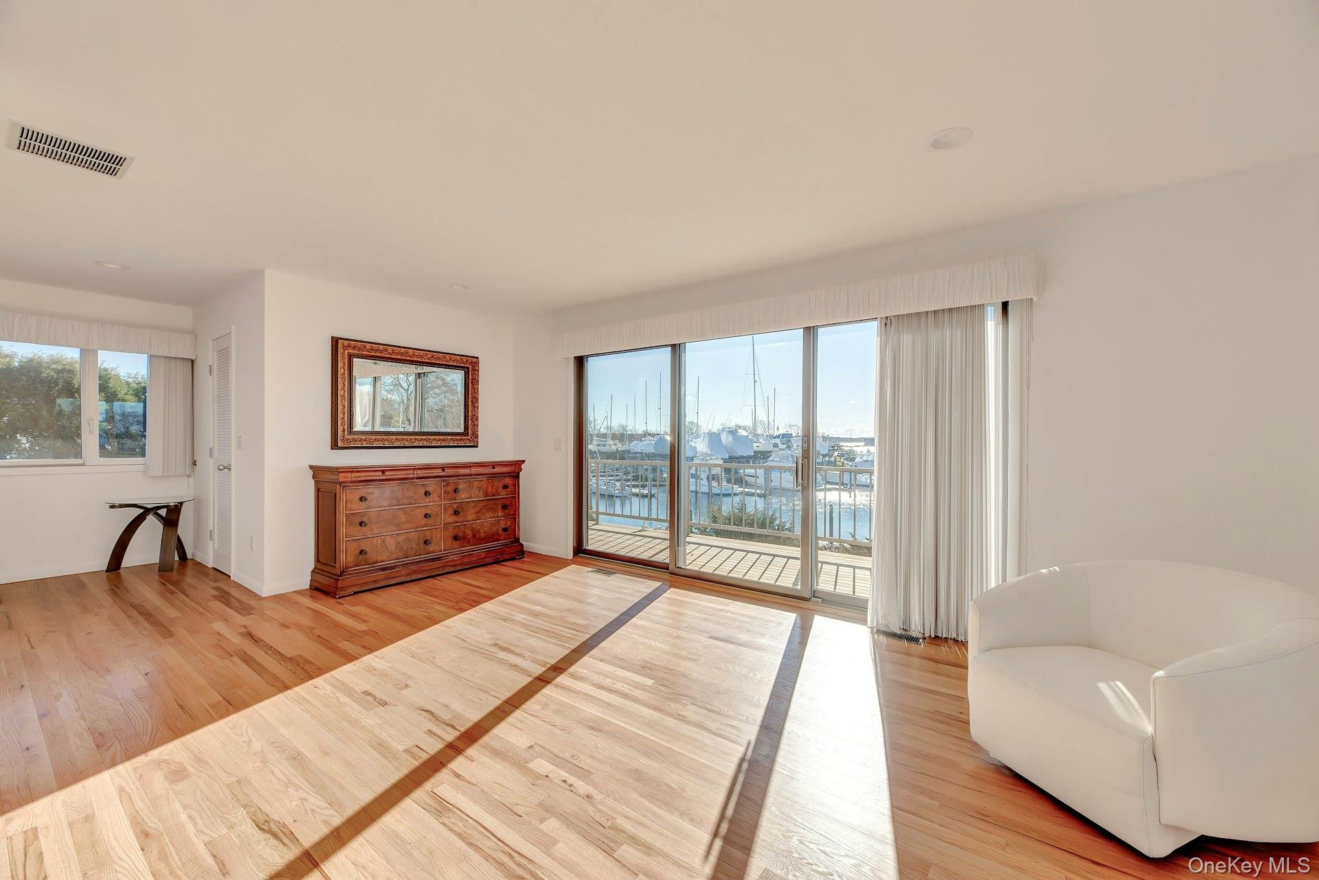 340 Robinson Road, Greenport, NY 11944