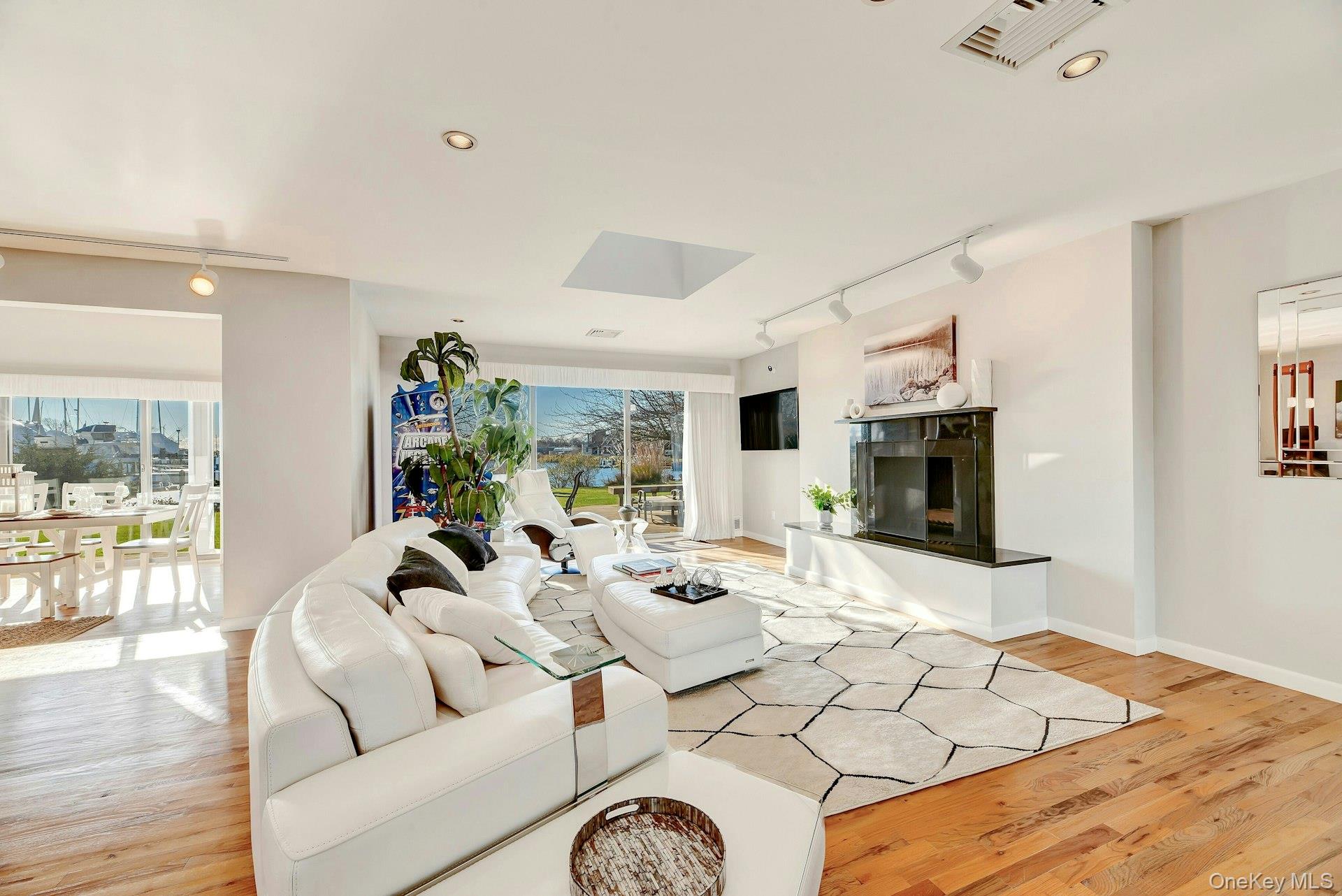 340 Robinson Road, Greenport, NY 11944