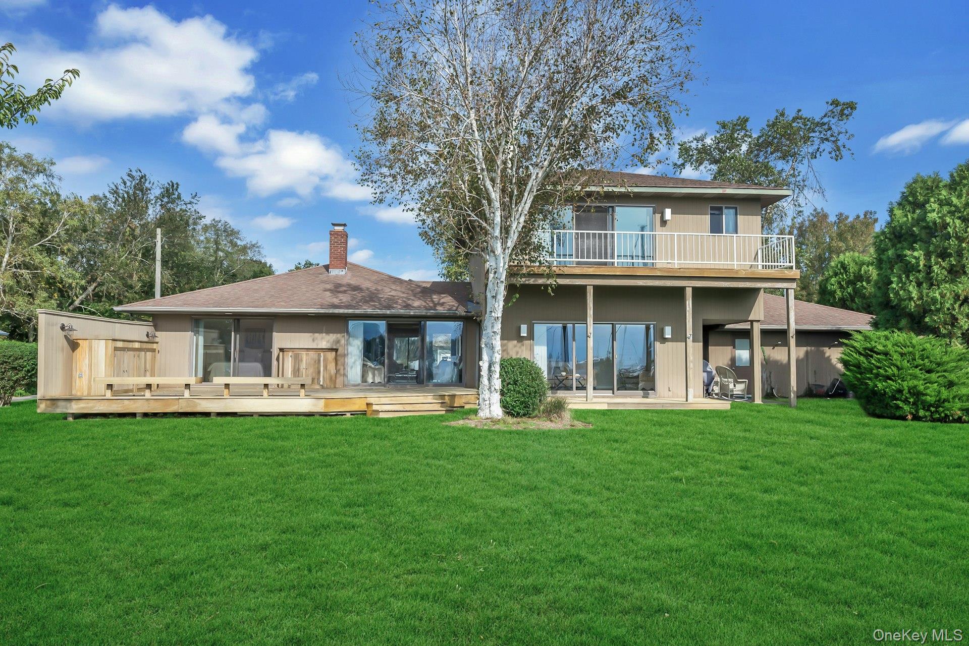 340 Robinson Road, Greenport, NY 11944