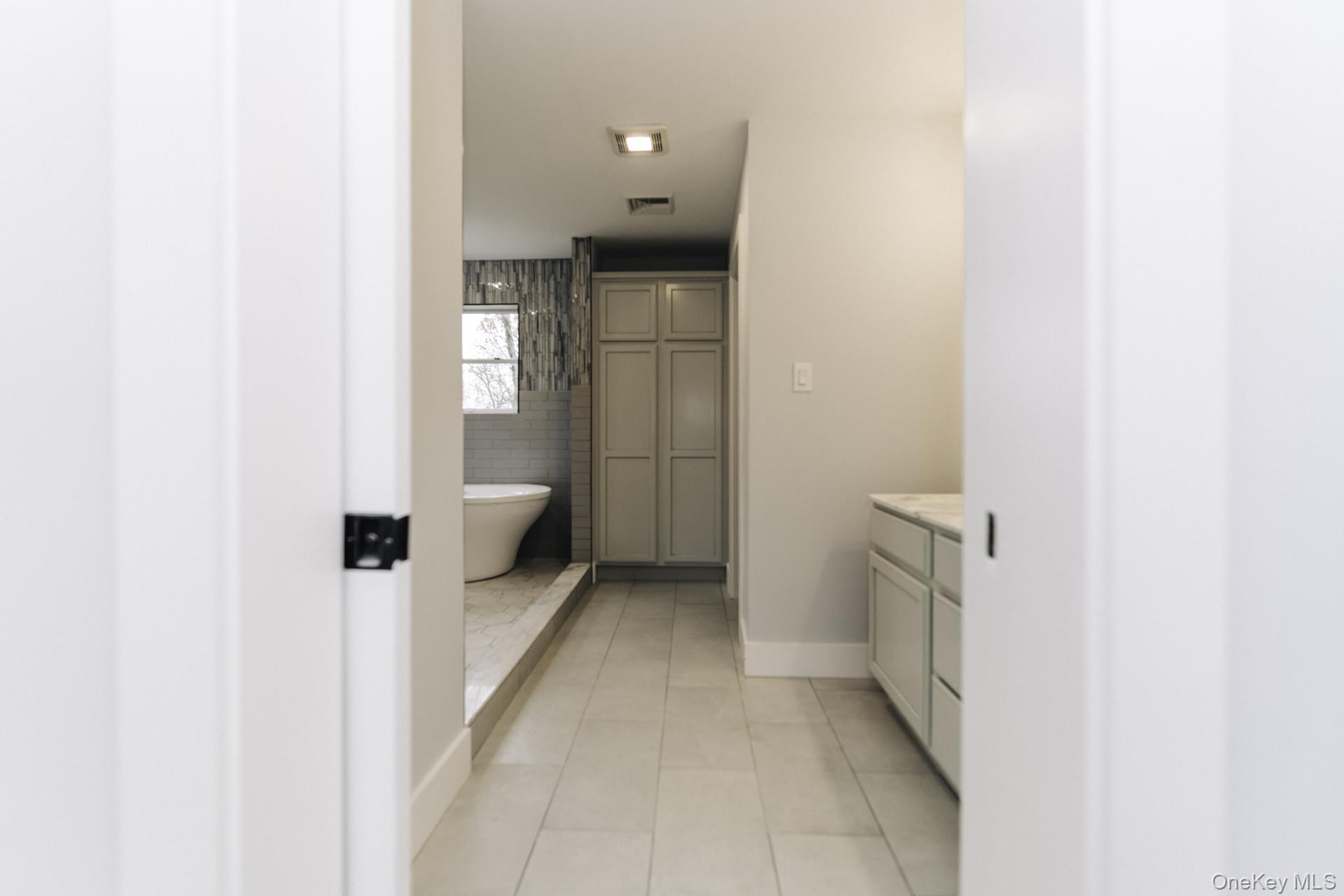 42 Sands Avenue, Milton, NY 12547