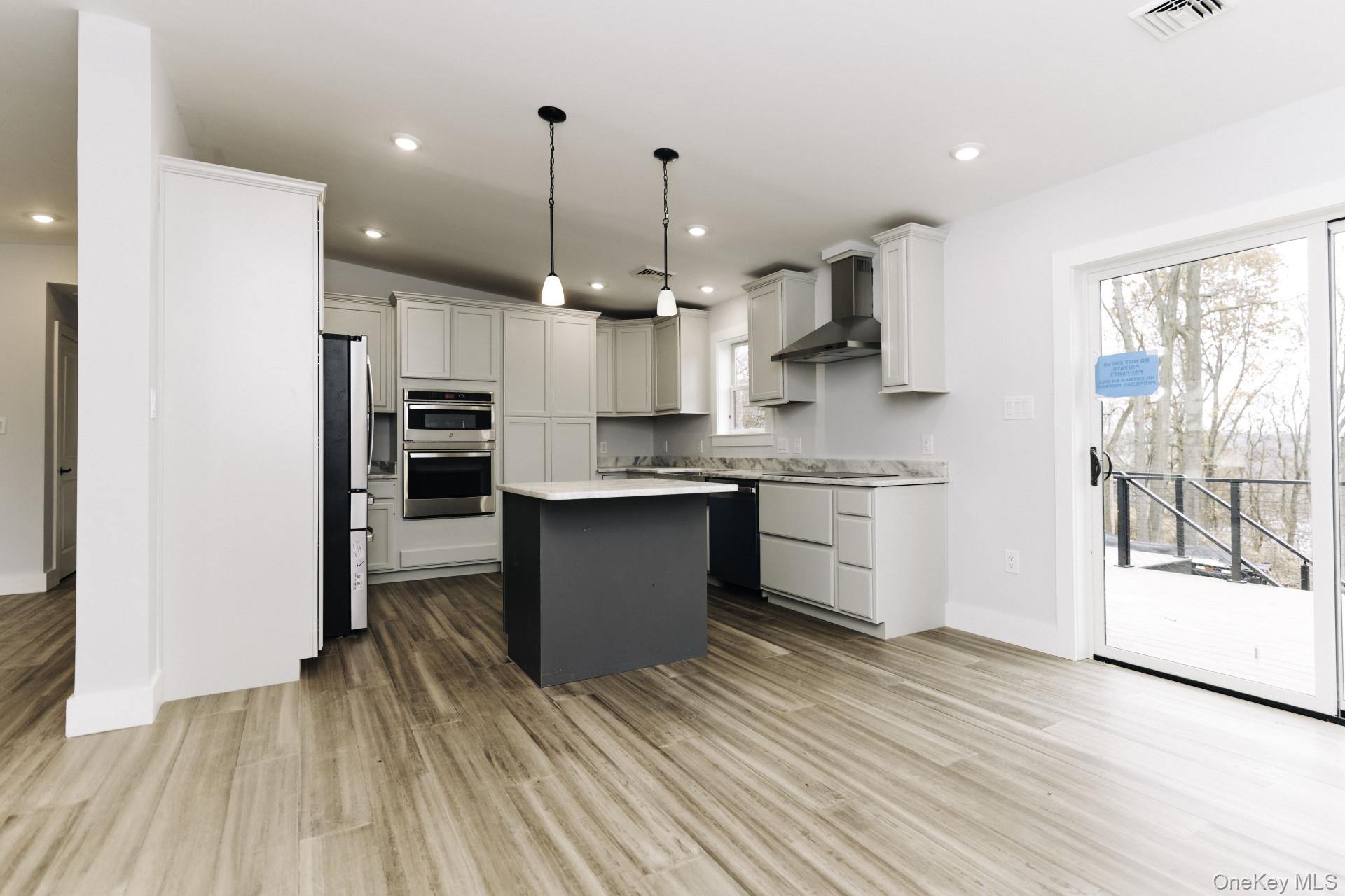 42 Sands Avenue, Milton, NY 12547