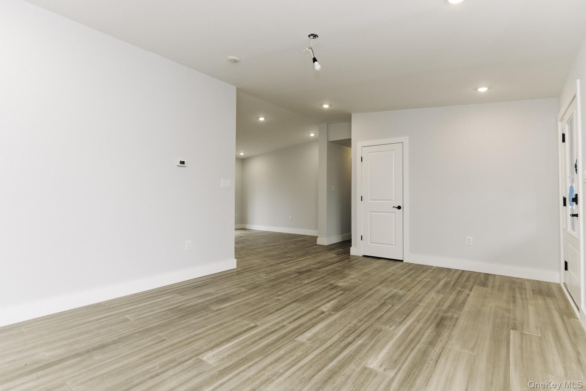 42 Sands Avenue, Milton, NY 12547