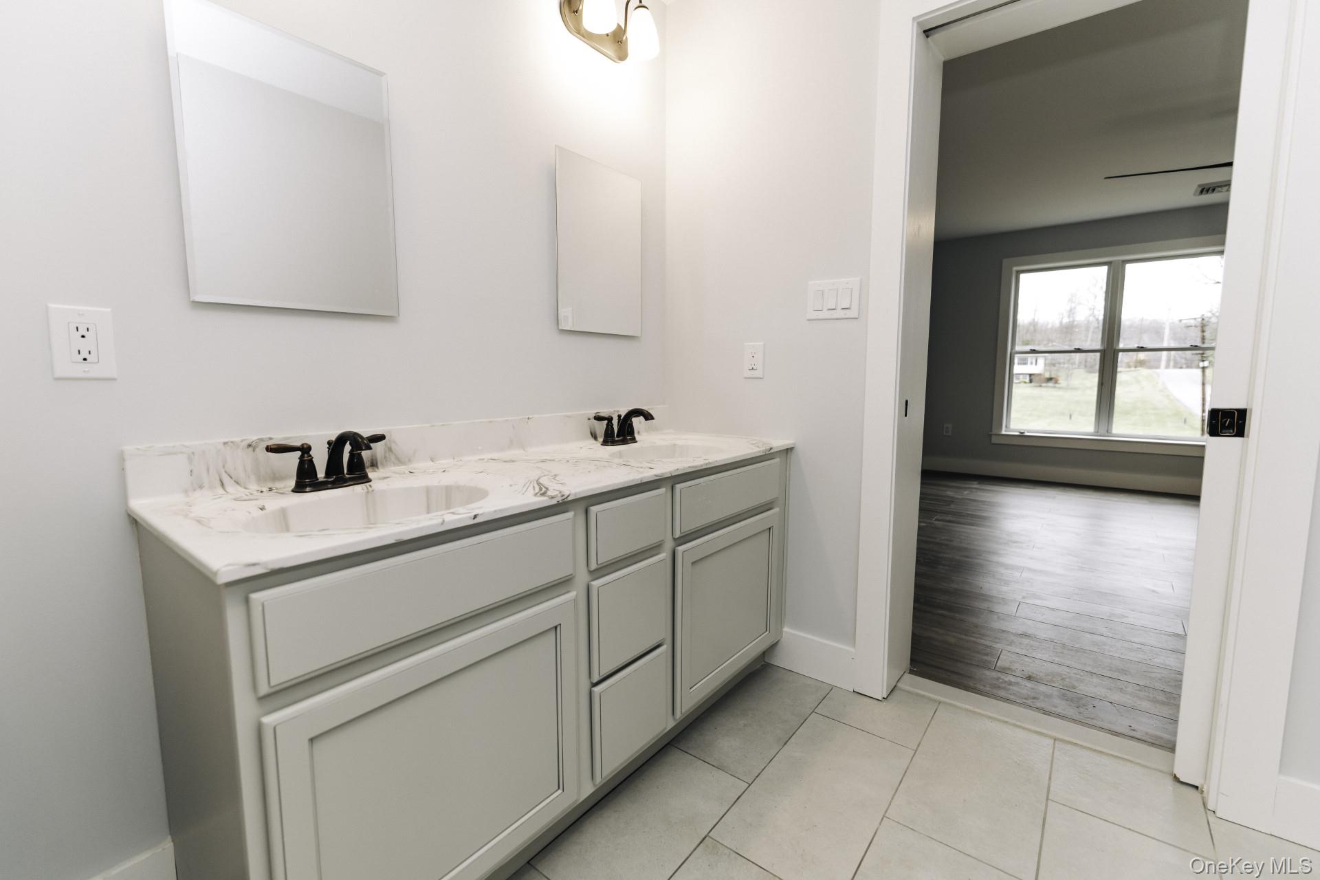 42 Sands Avenue, Milton, NY 12547