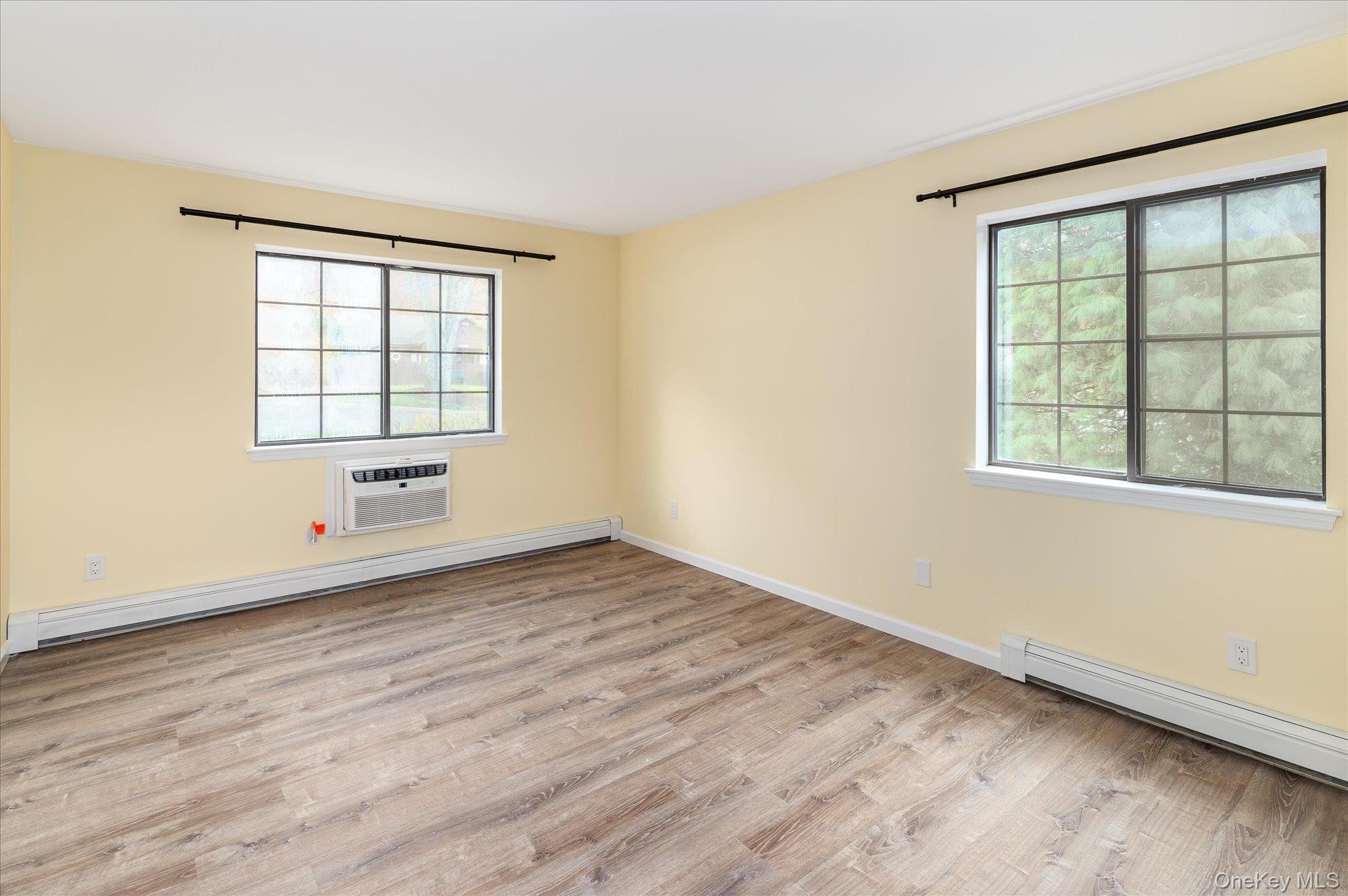 43 Foxwood Circle, Mount Kisco, NY 10549