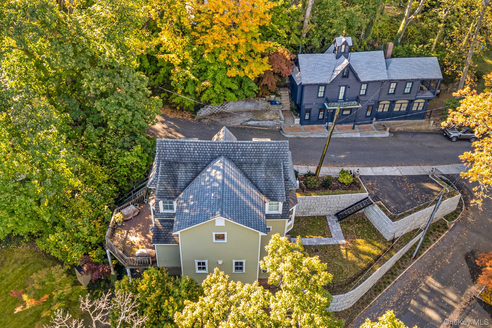 40 Park Way, Sea Cliff, NY 11579