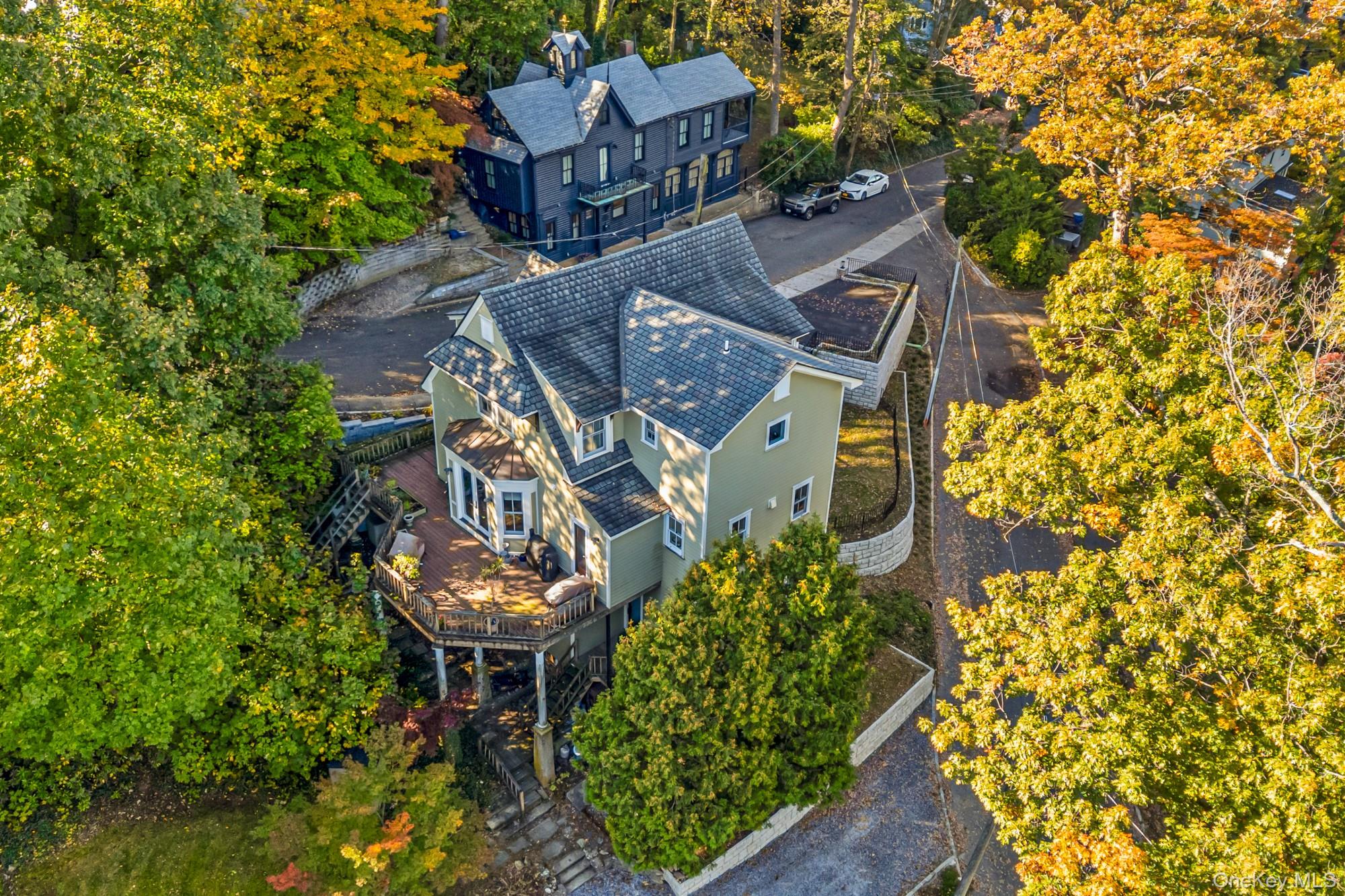 40 Park Way, Sea Cliff, NY 11579