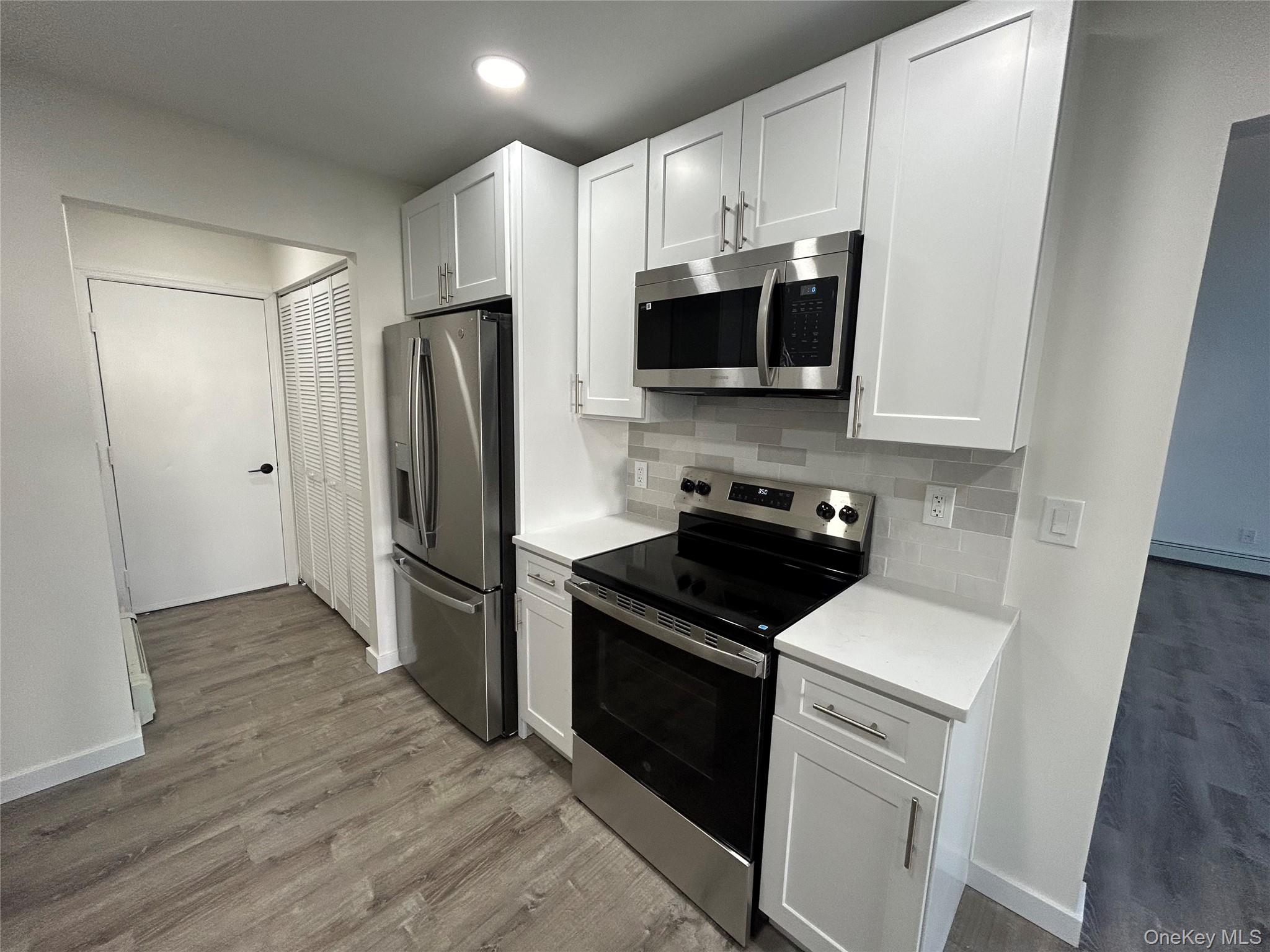 5 Norfolk Court, Coram, NY 11727