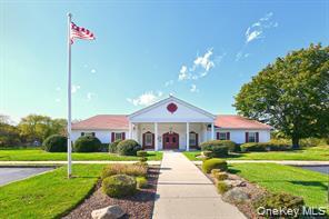 5 Norfolk Court, Coram, NY 11727