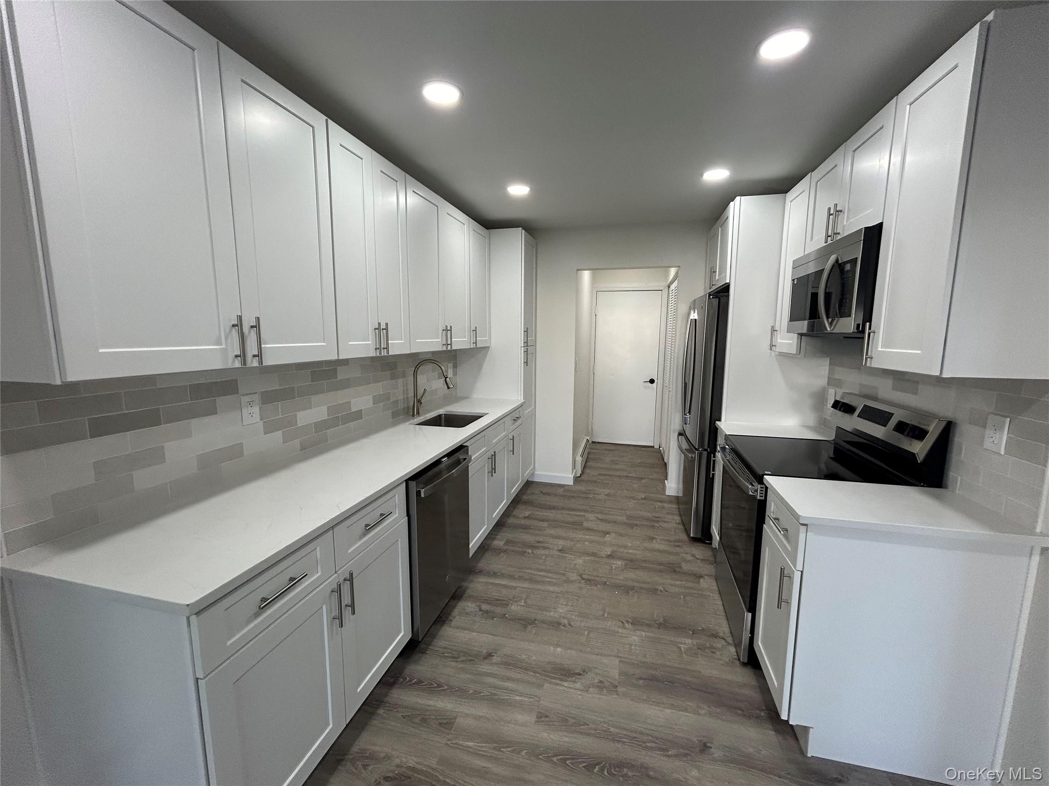 5 Norfolk Court, Coram, NY 11727