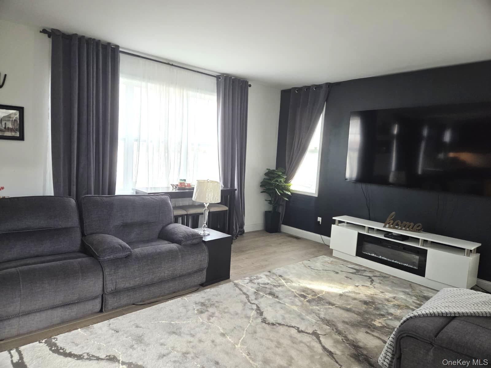 9 Lilac Lane, Ridge, NY 11961