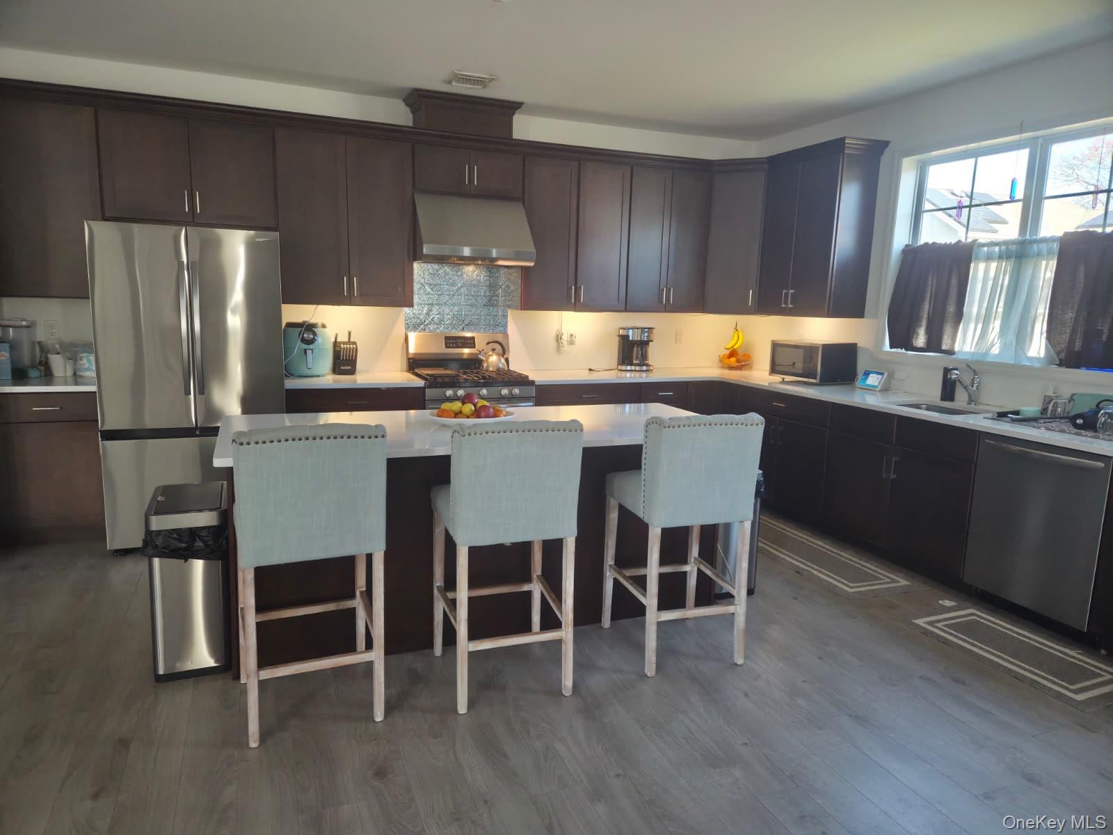 9 Lilac Lane, Ridge, NY 11961