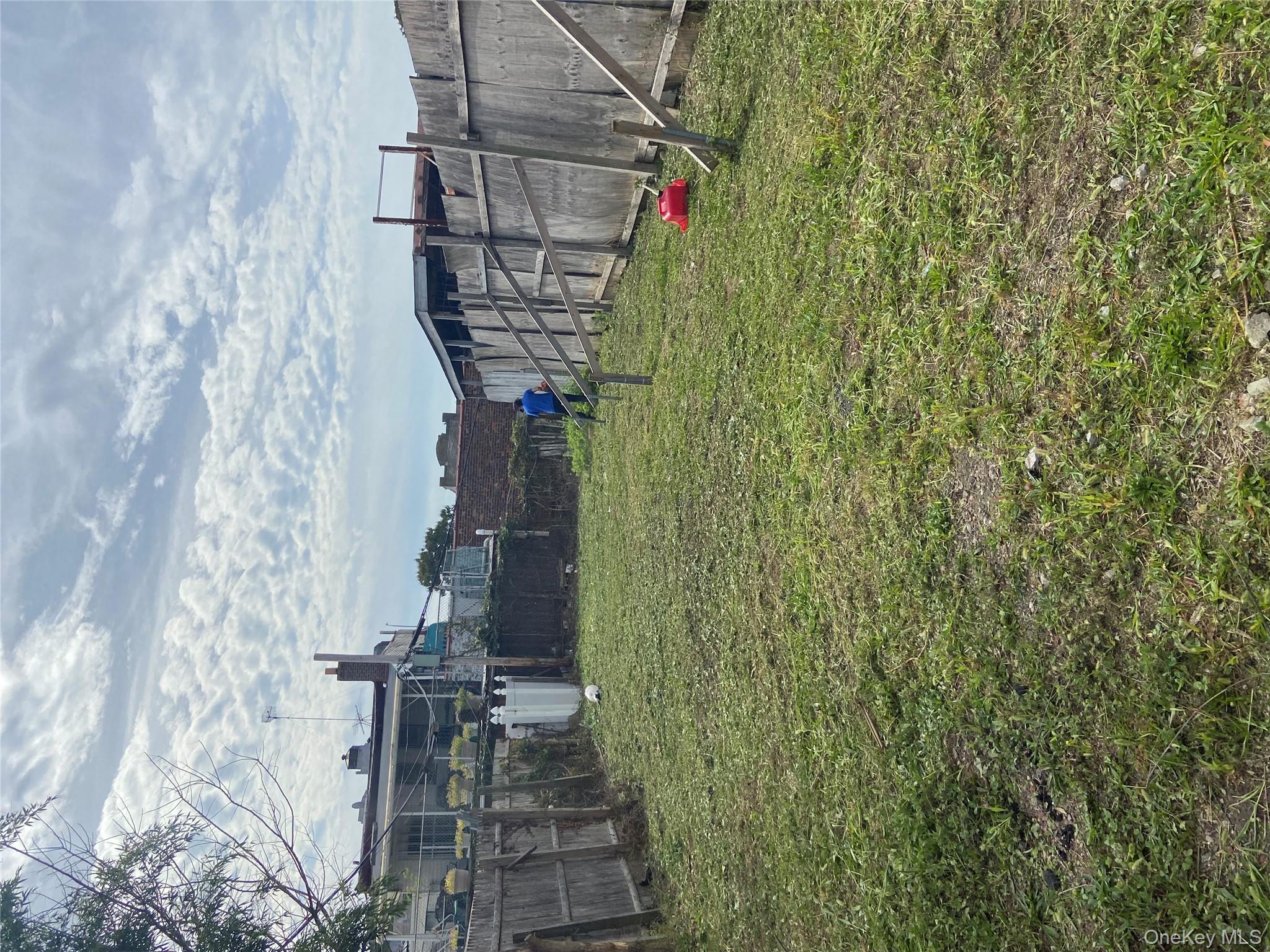 104 Hill Street, Brooklyn, NY 11208