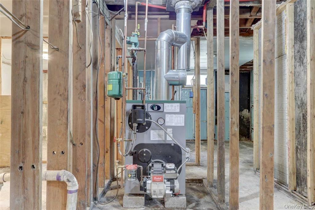 717 Doane Avenue, Bellport, NY 11713