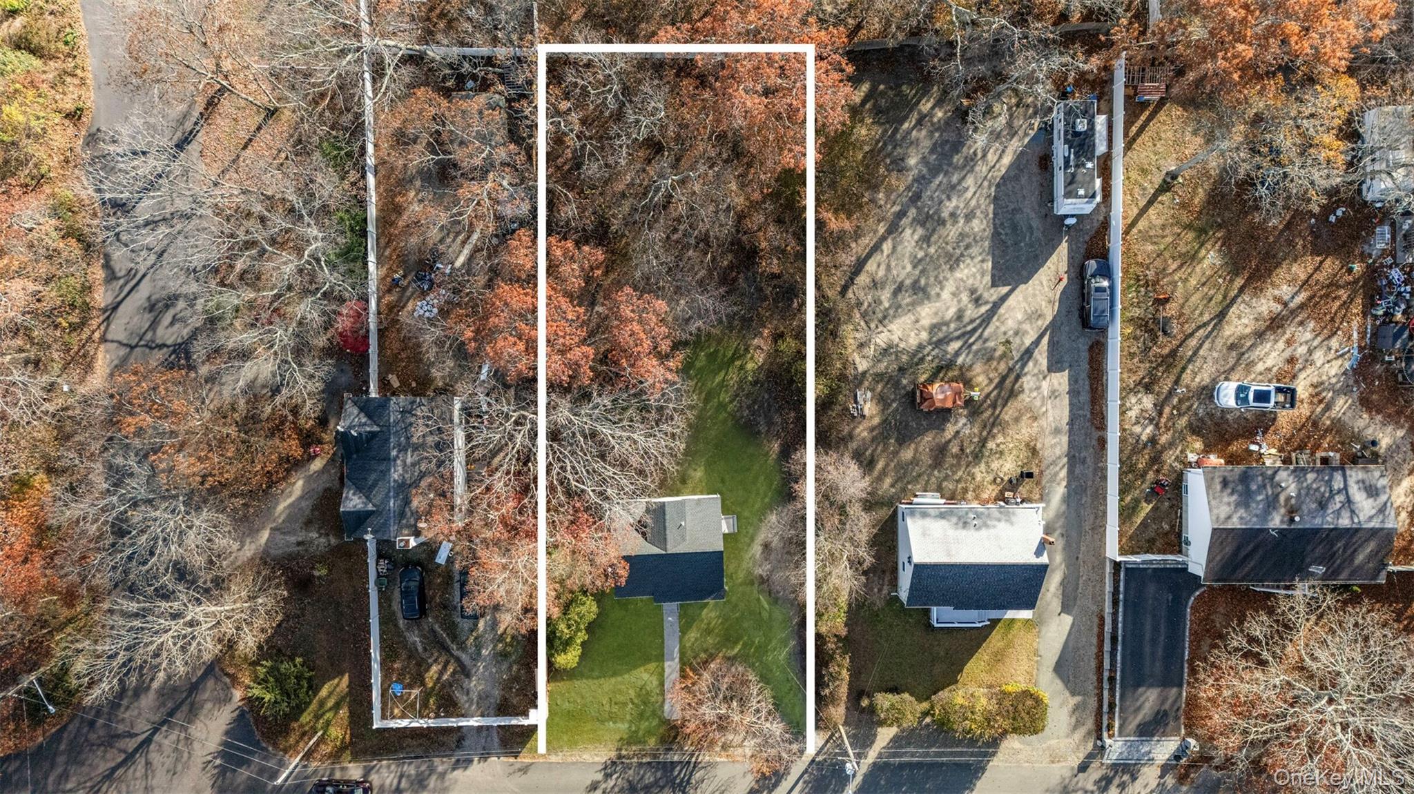 78 Carr Lane, Coram, NY 11727