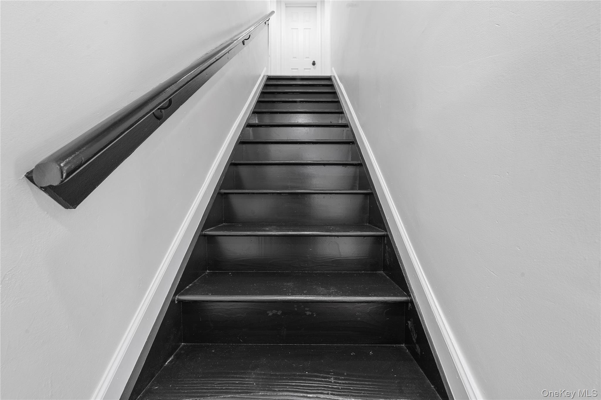 78 Carr Lane, Coram, NY 11727