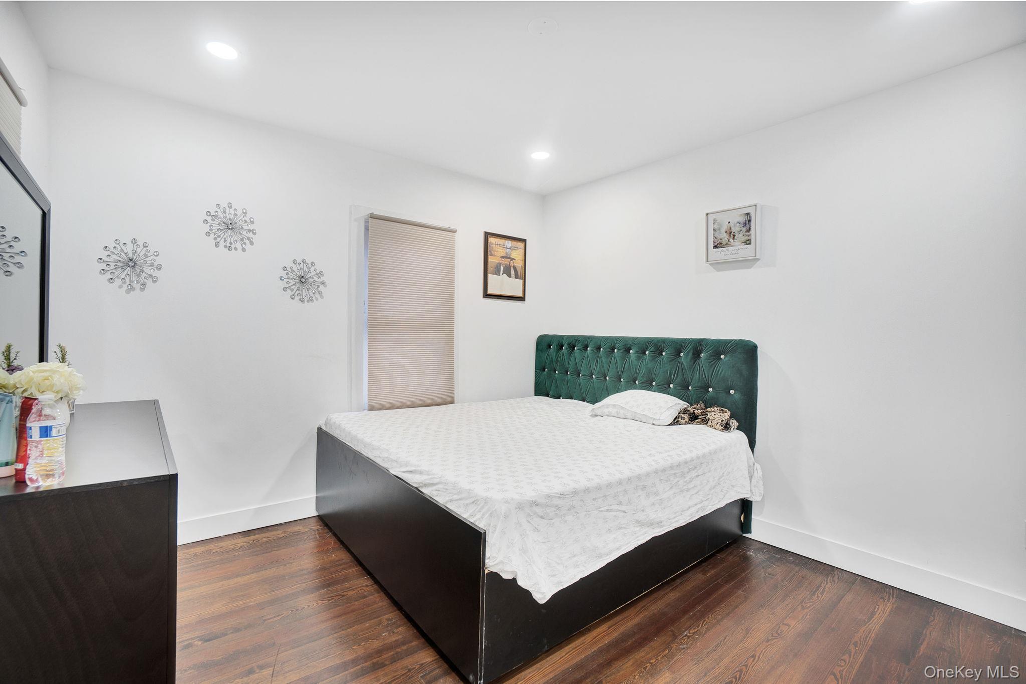 810 Wallace Avenue, Baldwin, NY 11510