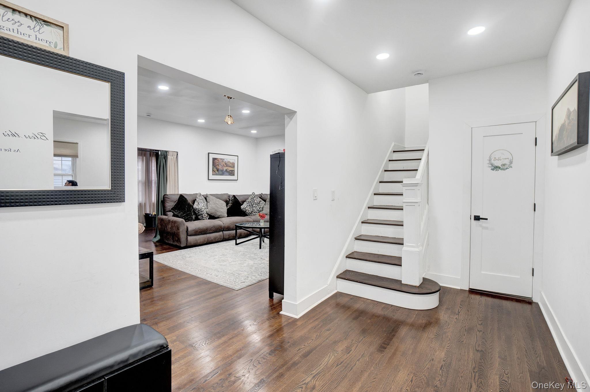 810 Wallace Avenue, Baldwin, NY 11510