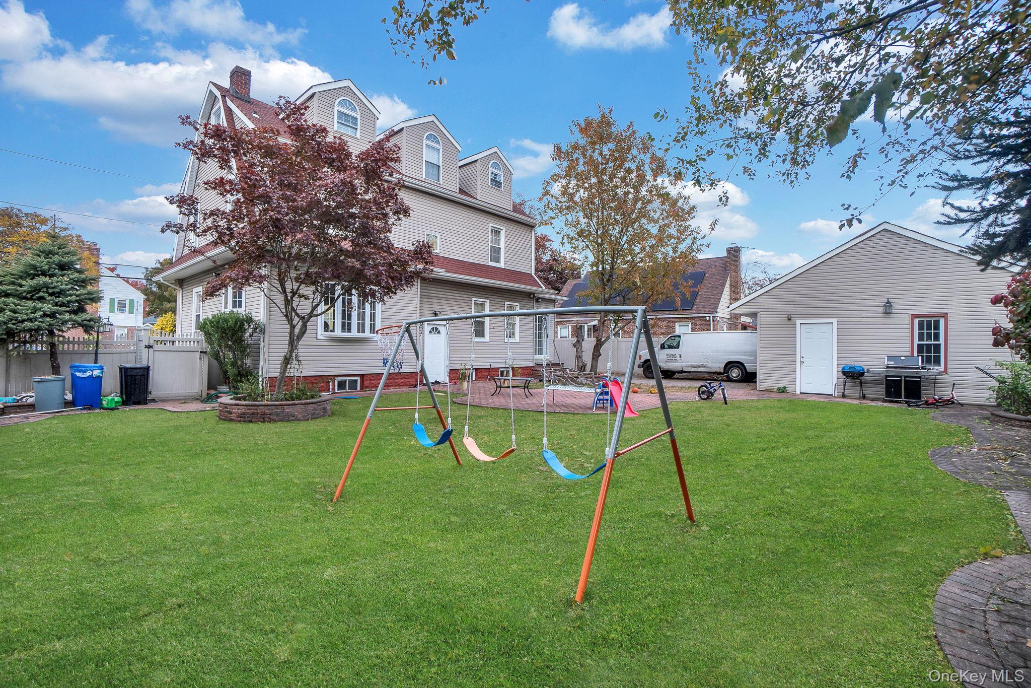 810 Wallace Avenue, Baldwin, NY 11510