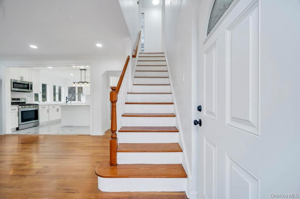 34 Alstead Road, Valley Stream, NY 11580