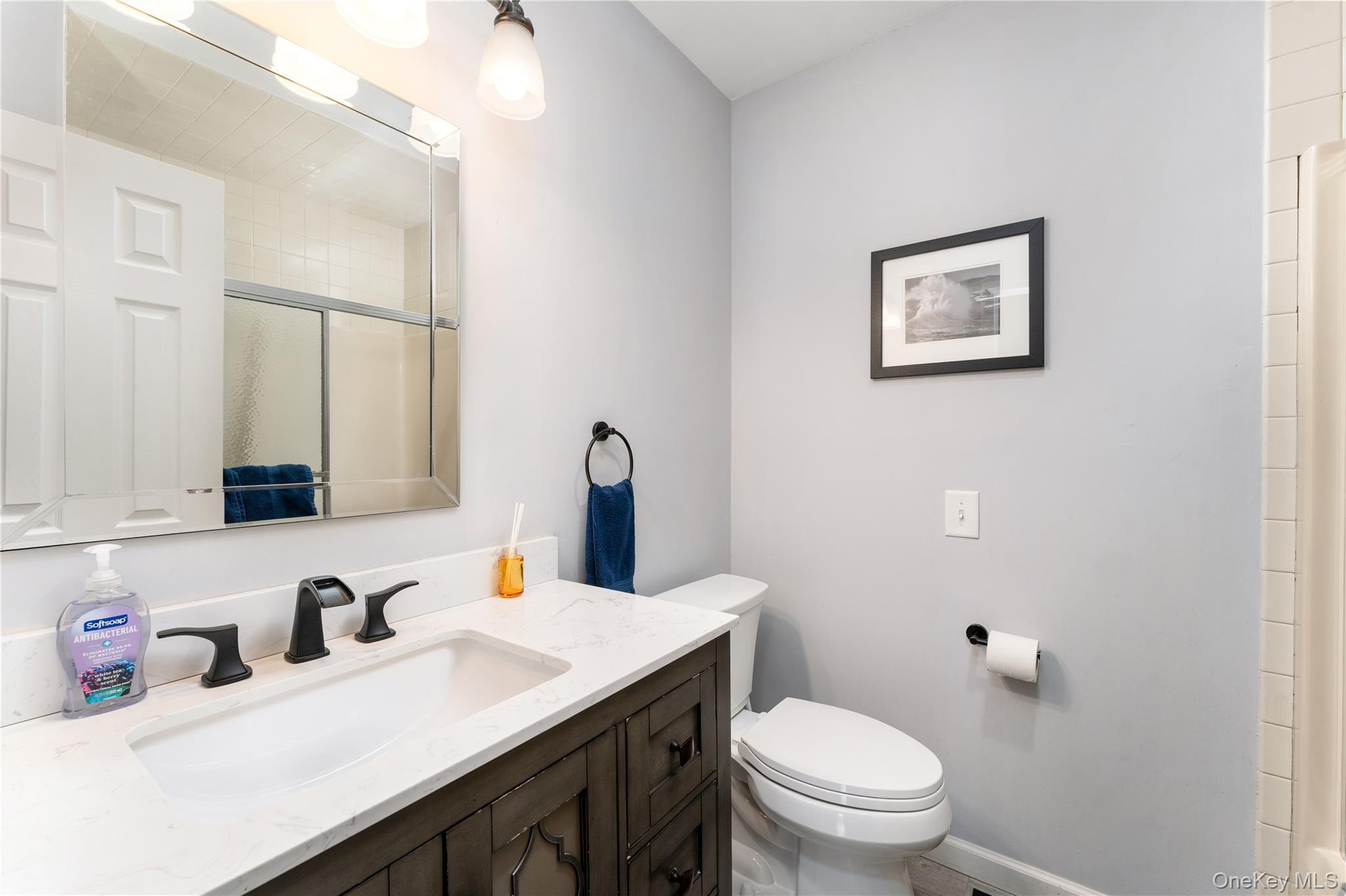 5 Bay Woods Drive, Hampton Bays, NY 11946