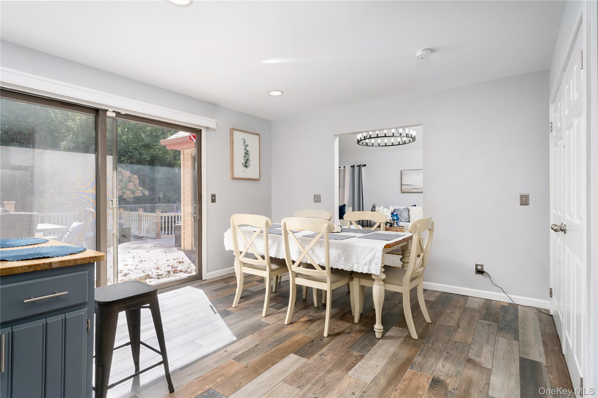 5 Bay Woods Drive, Hampton Bays, NY 11946