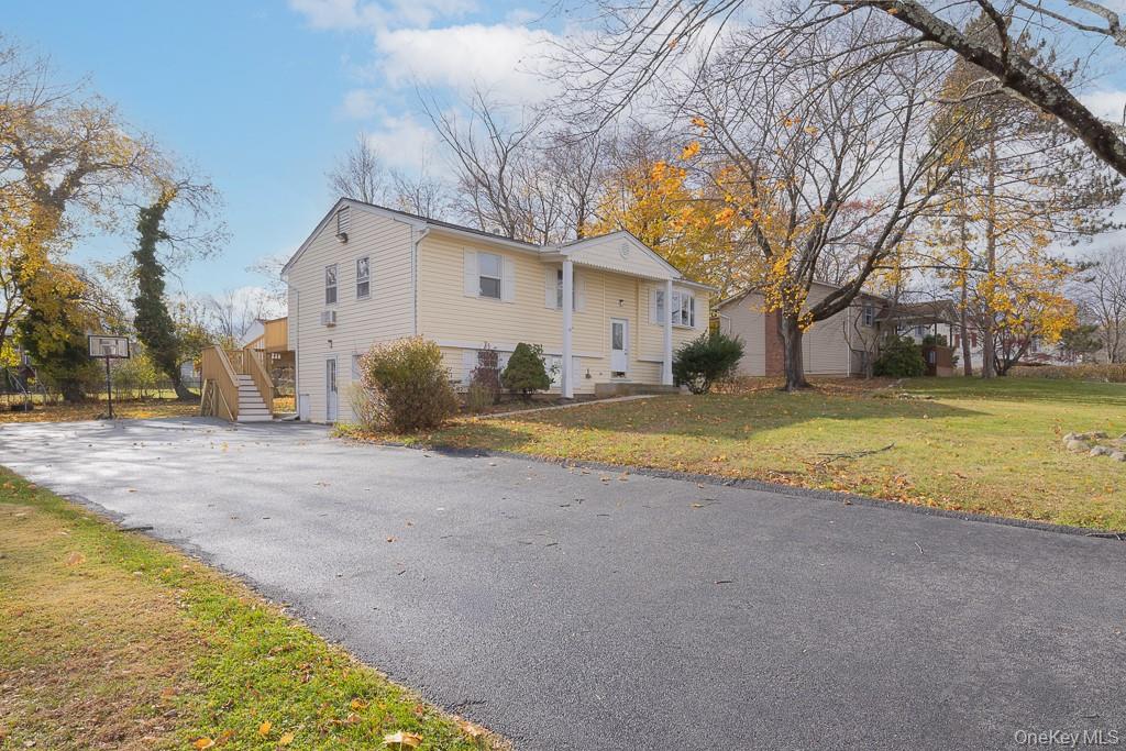 7 Southpark Drive, Garnerville, NY 10923