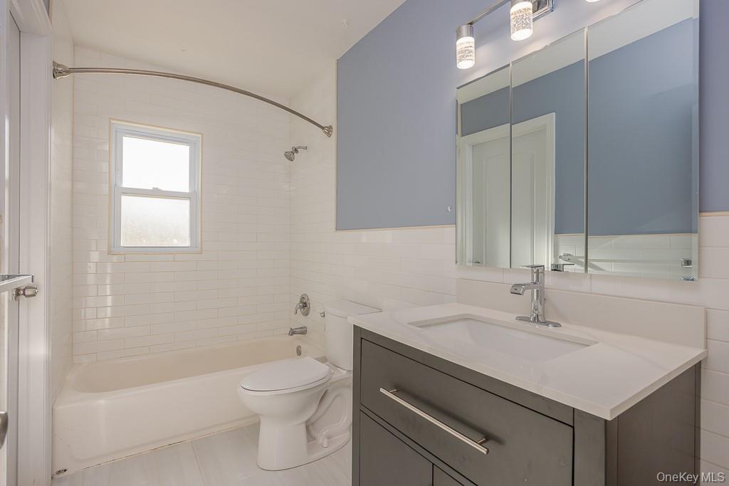 7 Southpark Drive, Garnerville, NY 10923