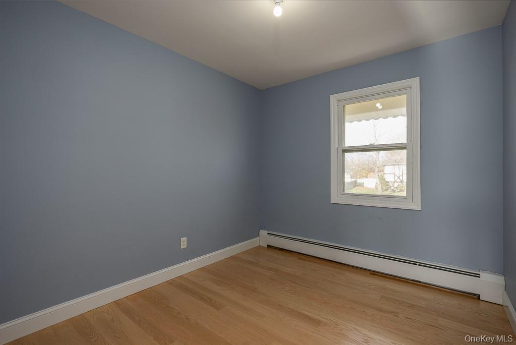 7 Southpark Drive, Garnerville, NY 10923