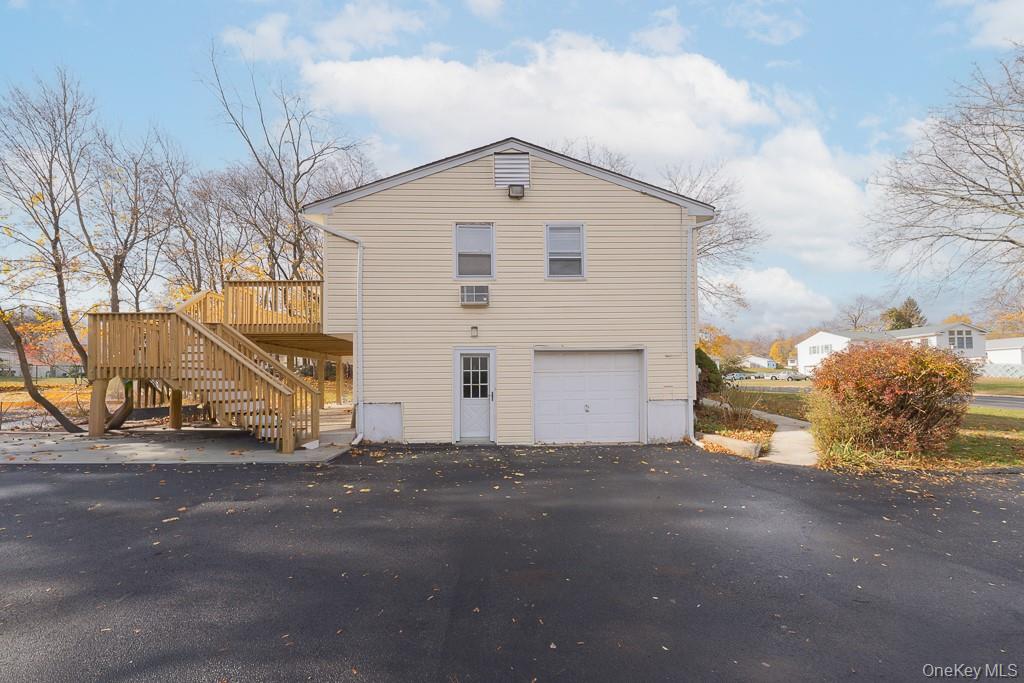 7 Southpark Drive, Garnerville, NY 10923