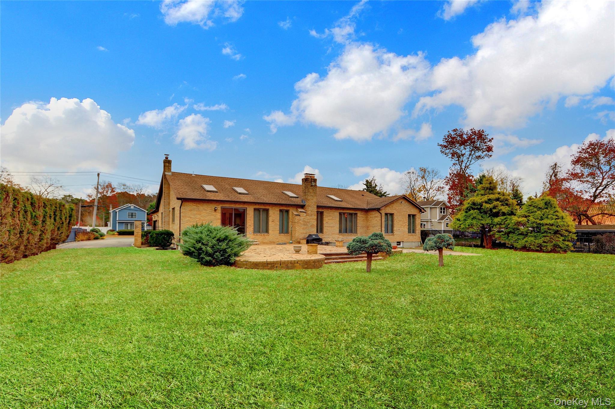 254 Pine Acre Boulevard, Dix Hills, NY 11746