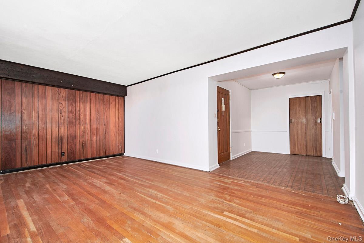 27-10 Parsons Boulevard # 6H, Flushing, NY 11354