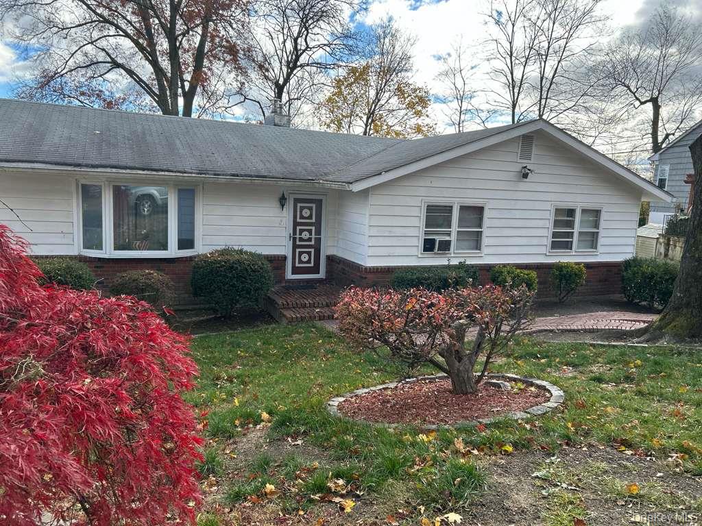 41 Rockingchair Road, White Plains, NY 10607