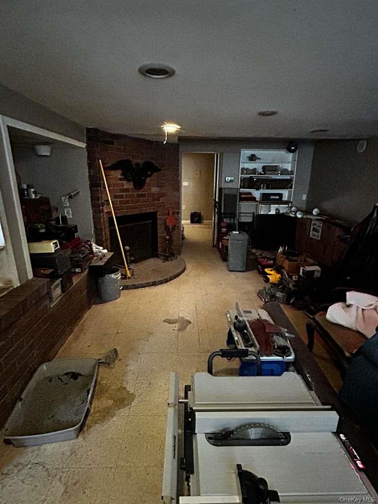 41 Rockingchair Road, White Plains, NY 10607