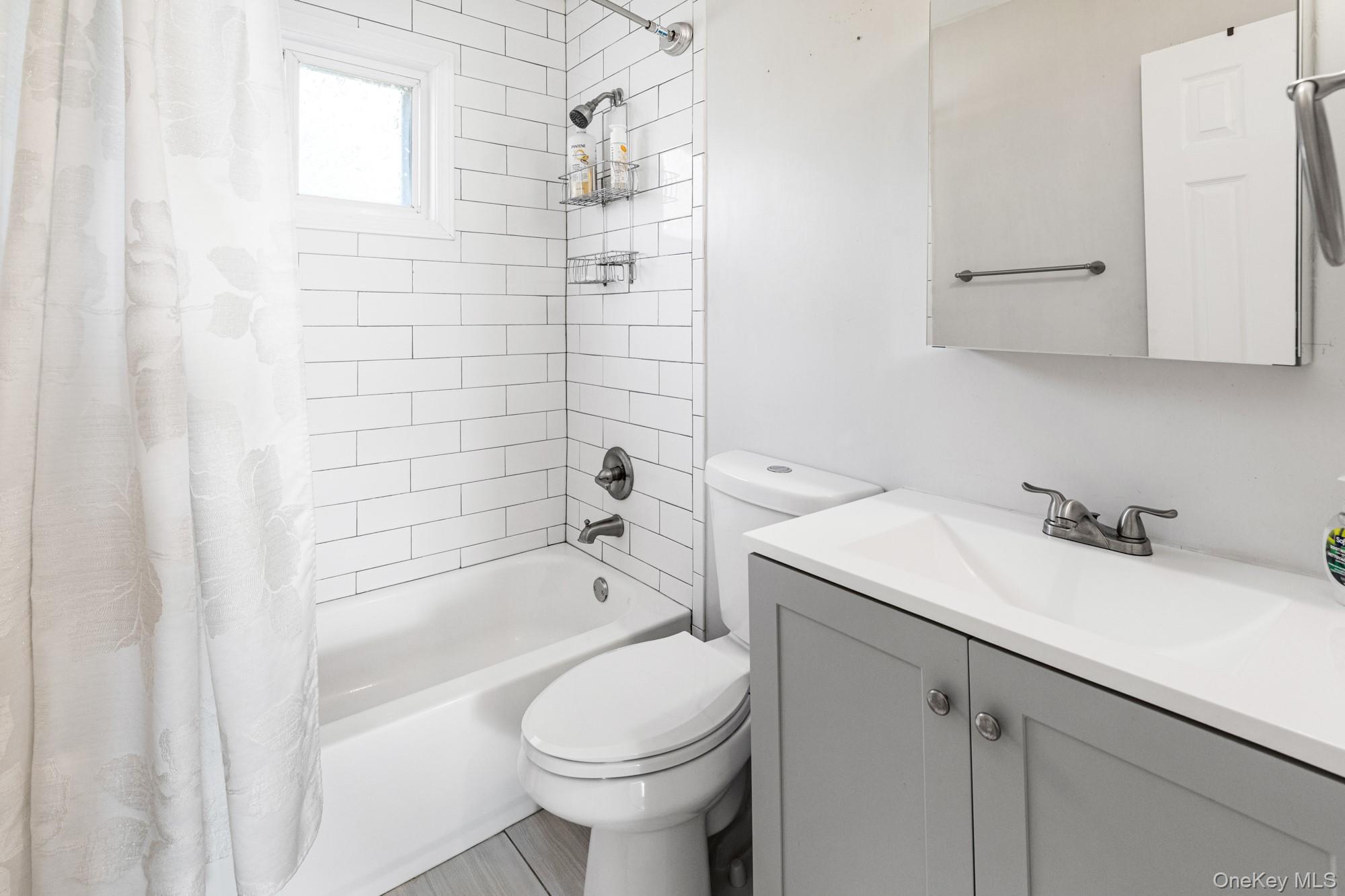 923 Church Street # 921, Bohemia, NY 11716