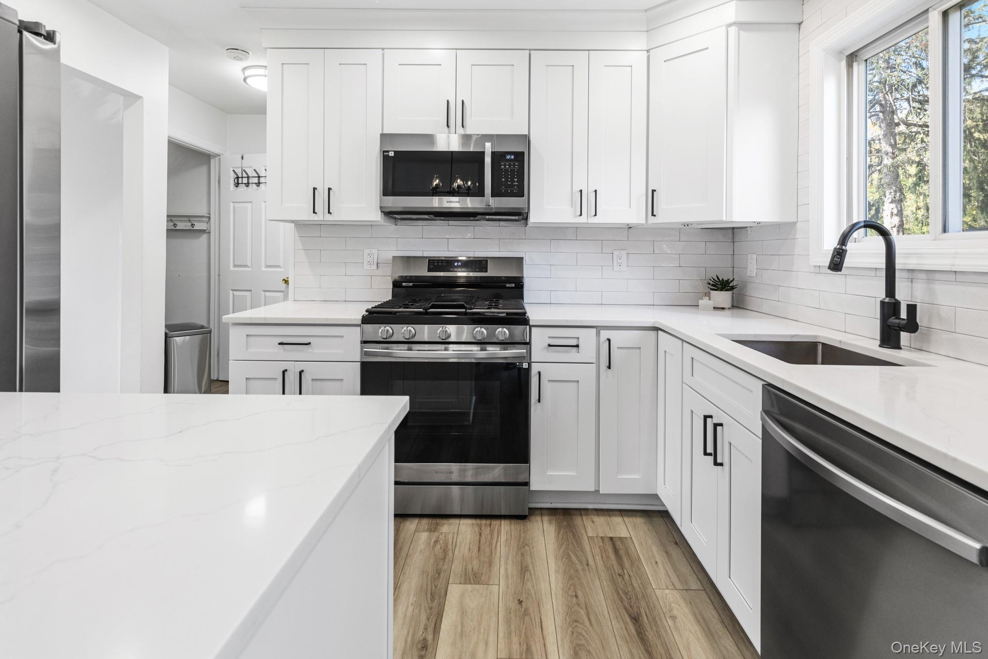 923 Church Street # 921, Bohemia, NY 11716