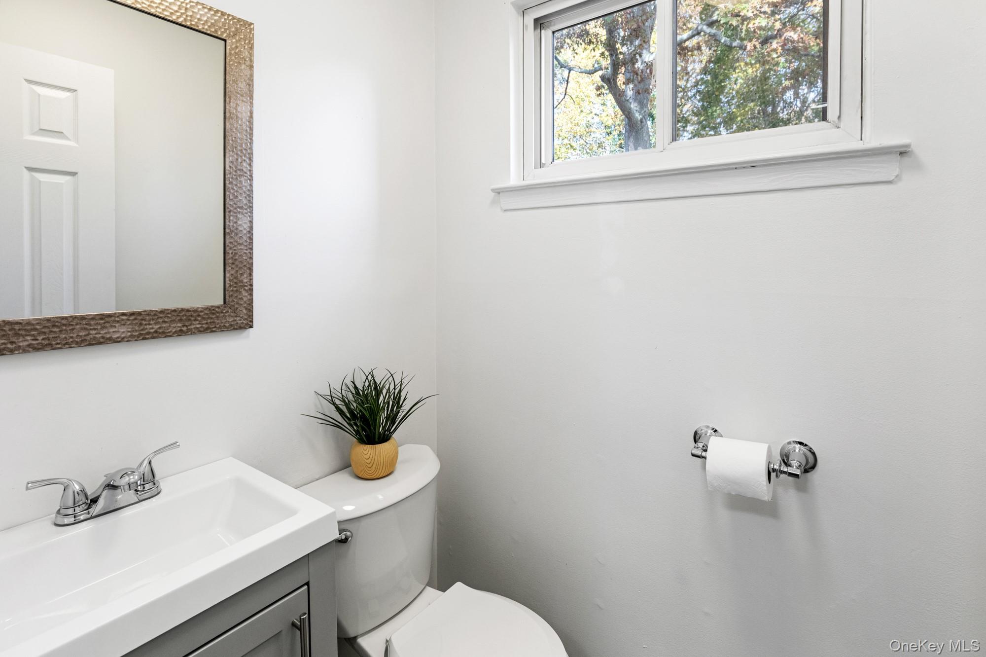 923 Church Street # 921, Bohemia, NY 11716