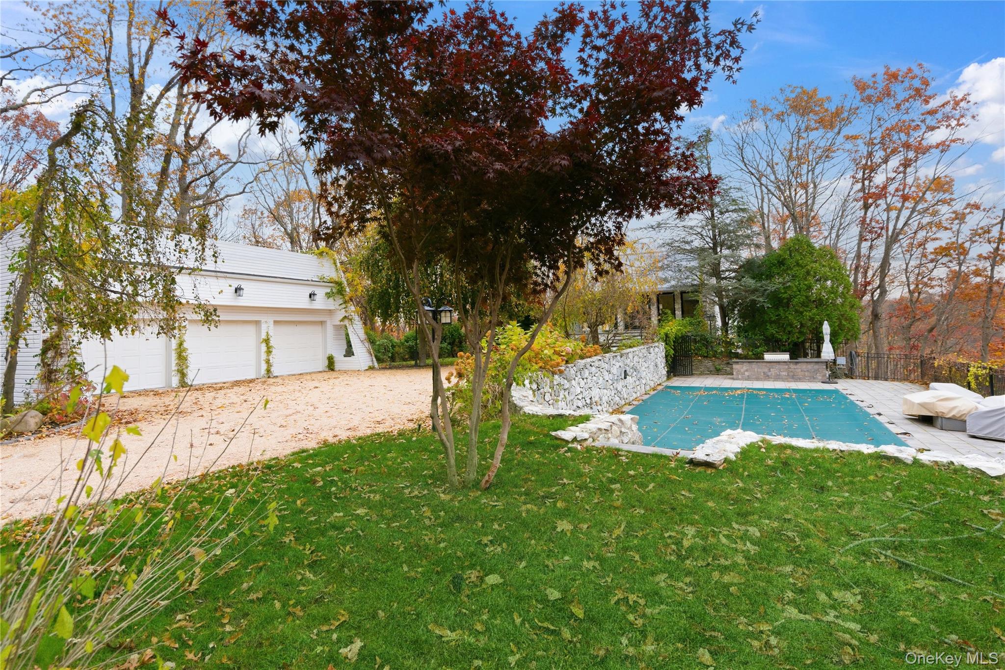 40 W View Drive, Upper Brookville, NY 11771