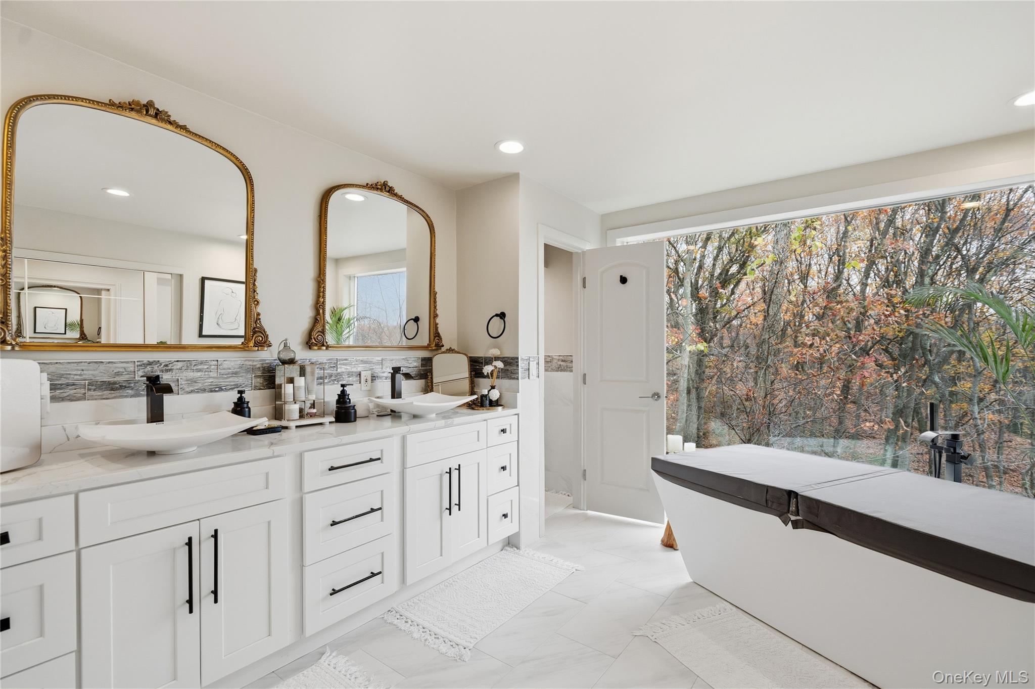 40 W View Drive, Upper Brookville, NY 11771