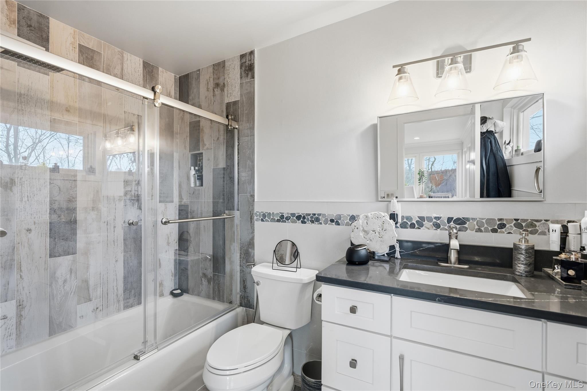 40 W View Drive, Upper Brookville, NY 11771