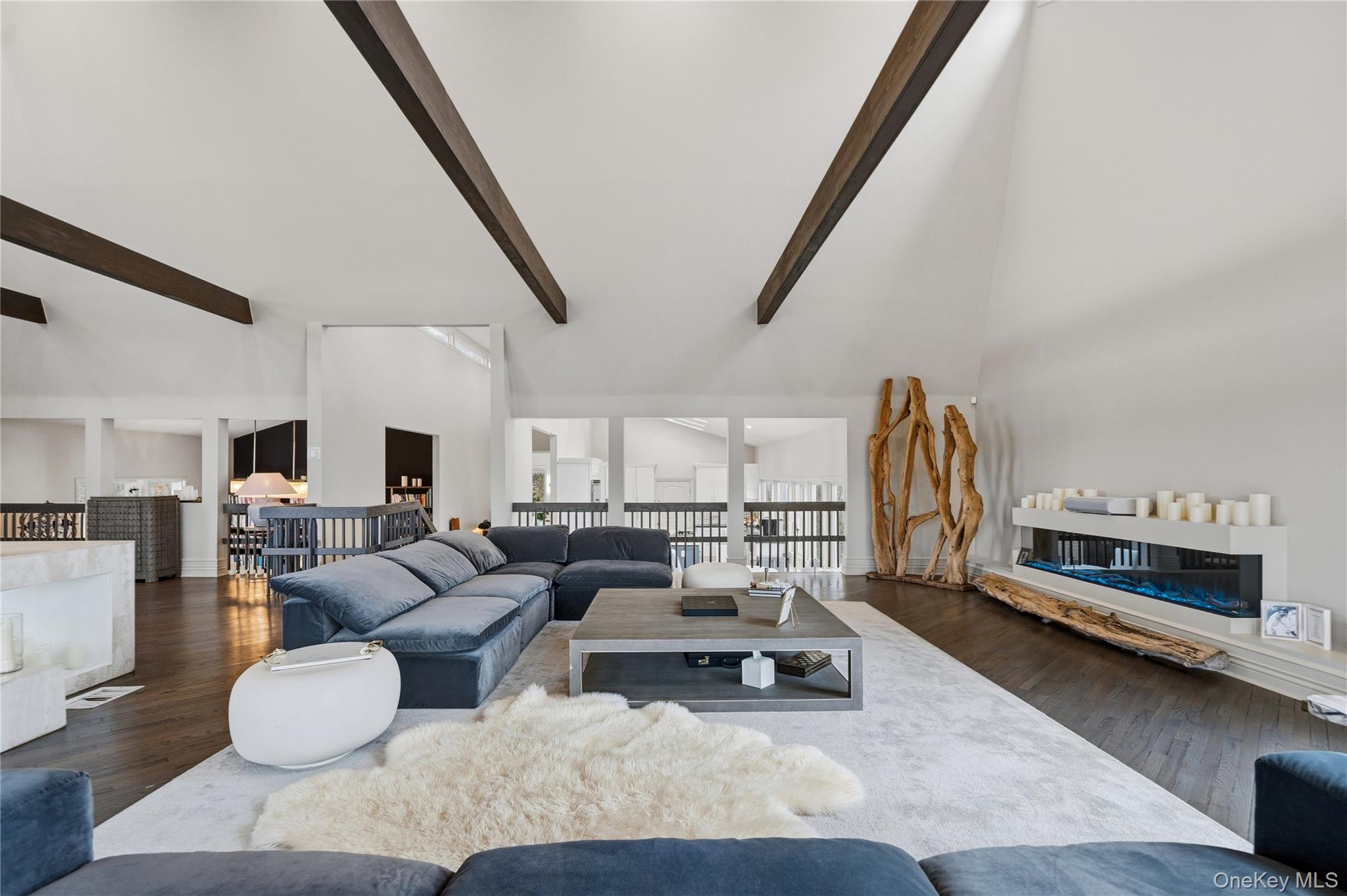 40 W View Drive, Upper Brookville, NY 11771